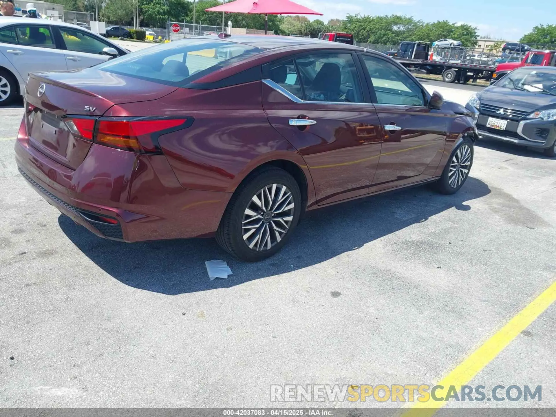4 Photograph of a damaged car 1N4BL4DV9PN360495 NISSAN ALTIMA 2023