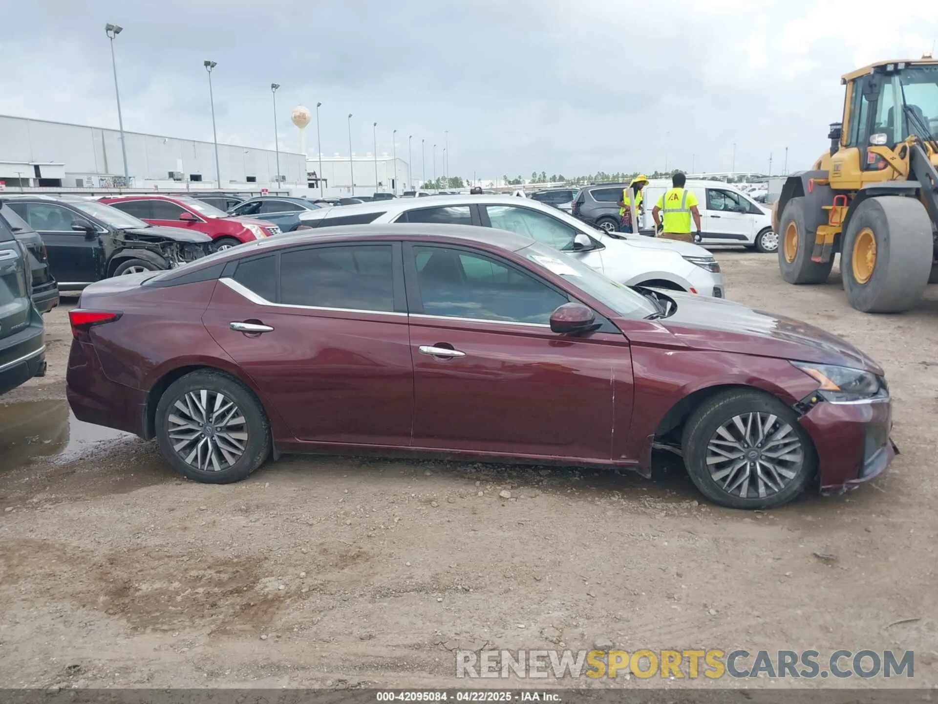 13 Photograph of a damaged car 1N4BL4DV9PN362649 NISSAN ALTIMA 2023