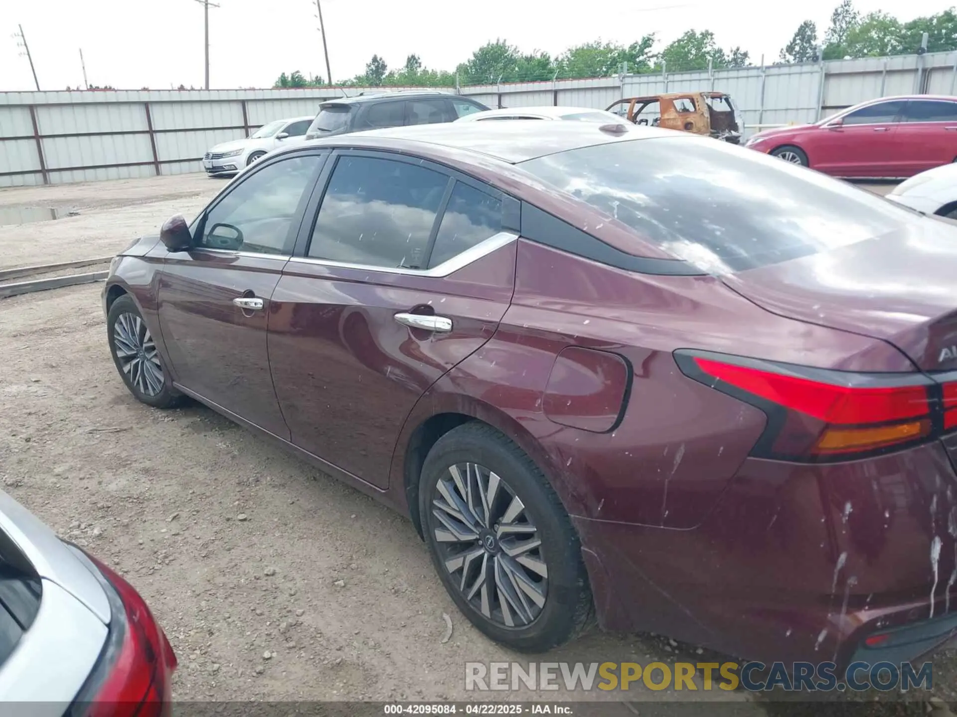 14 Photograph of a damaged car 1N4BL4DV9PN362649 NISSAN ALTIMA 2023