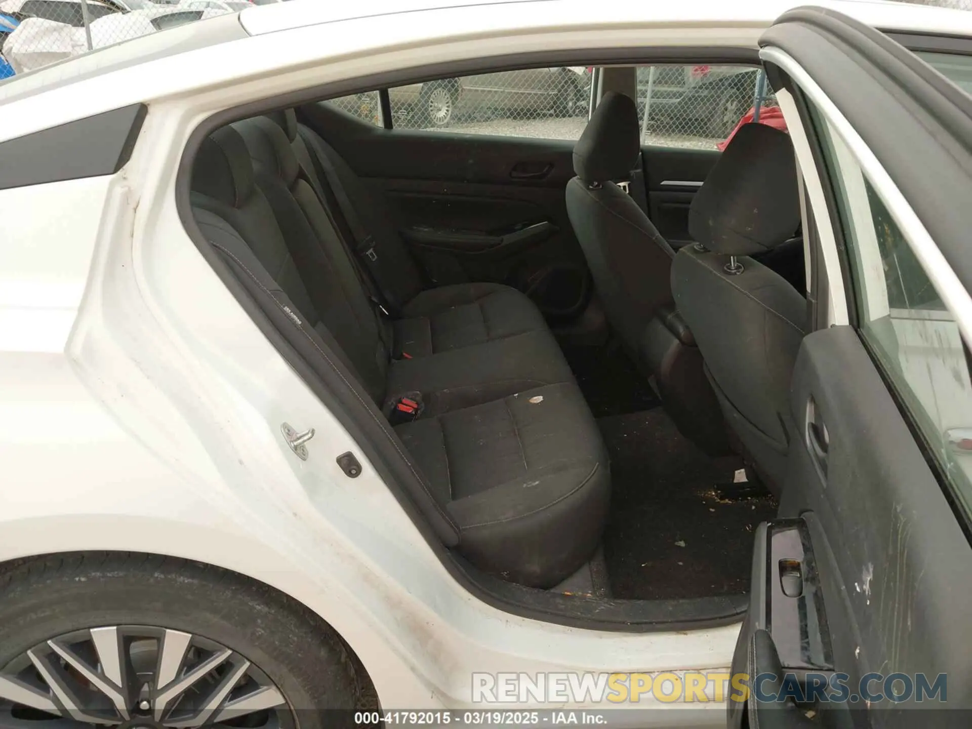 8 Photograph of a damaged car 1N4BL4DV9PN365342 NISSAN ALTIMA 2023