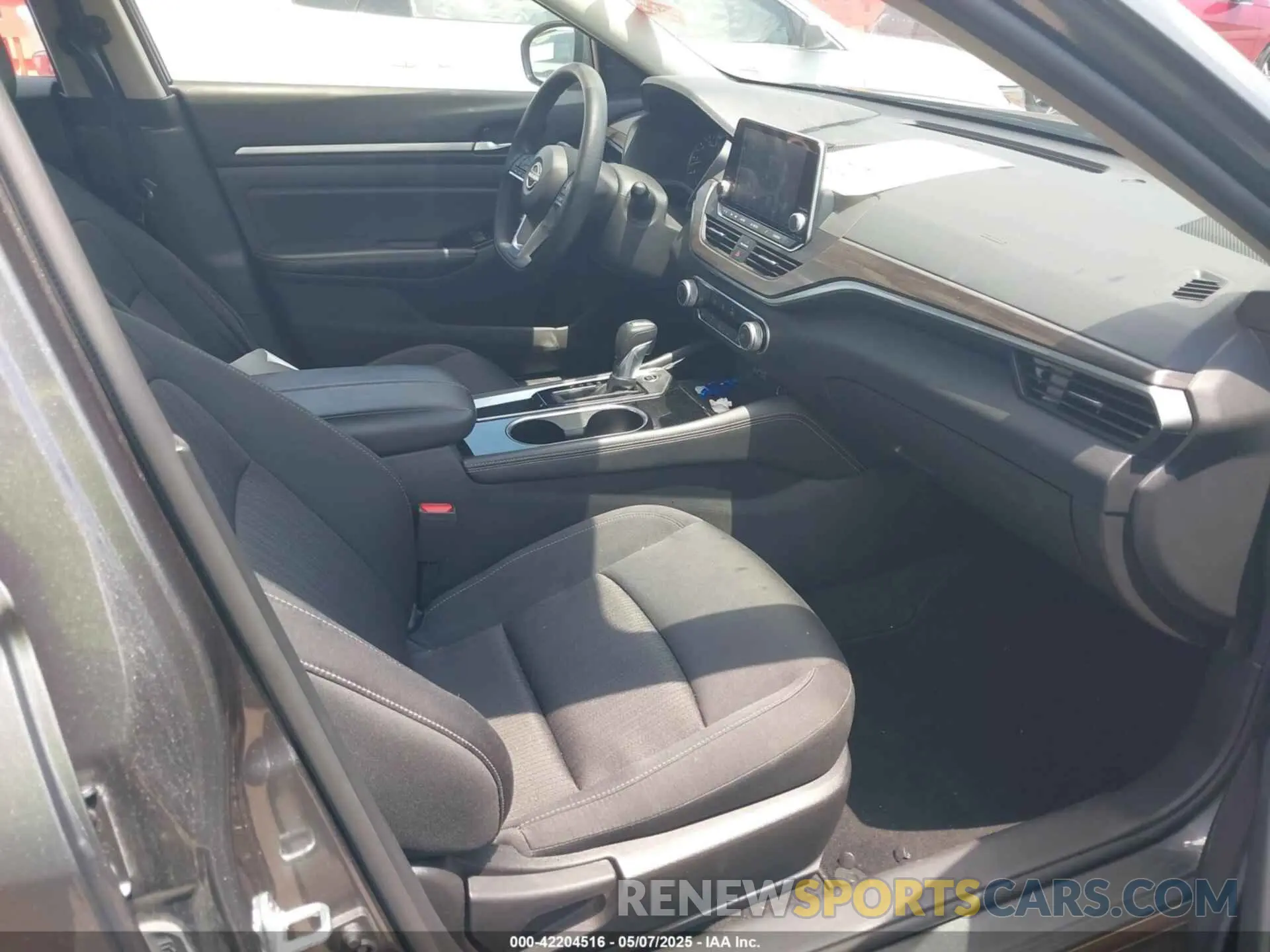 5 Photograph of a damaged car 1N4BL4DV9PN389995 NISSAN ALTIMA 2023