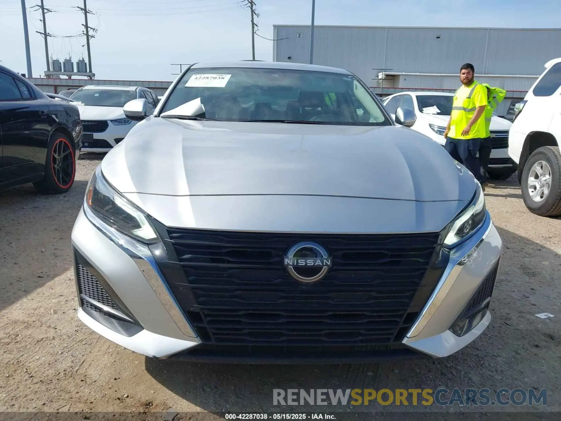 12 Photograph of a damaged car 1N4BL4DVXPN306834 NISSAN ALTIMA 2023