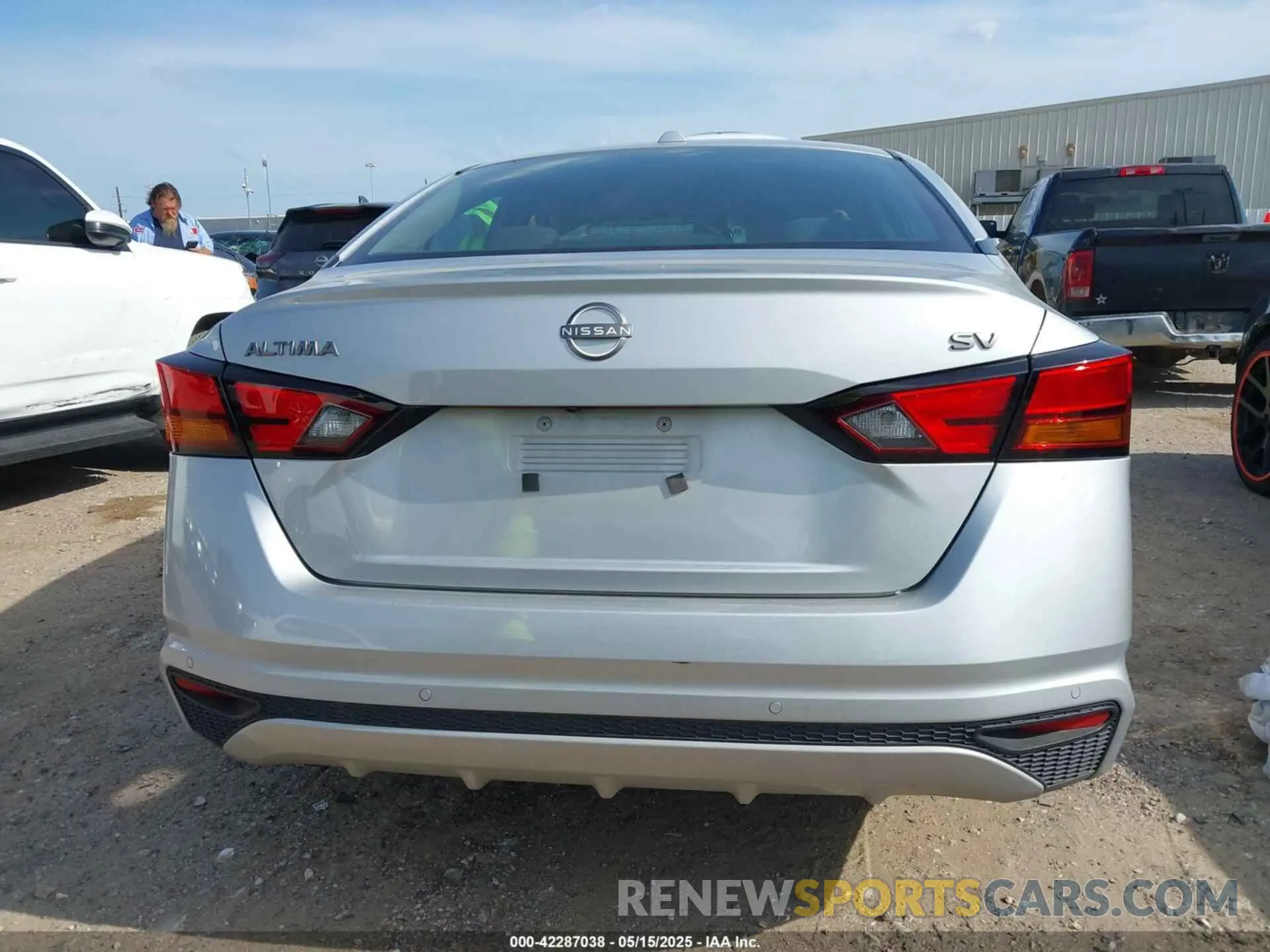 16 Photograph of a damaged car 1N4BL4DVXPN306834 NISSAN ALTIMA 2023
