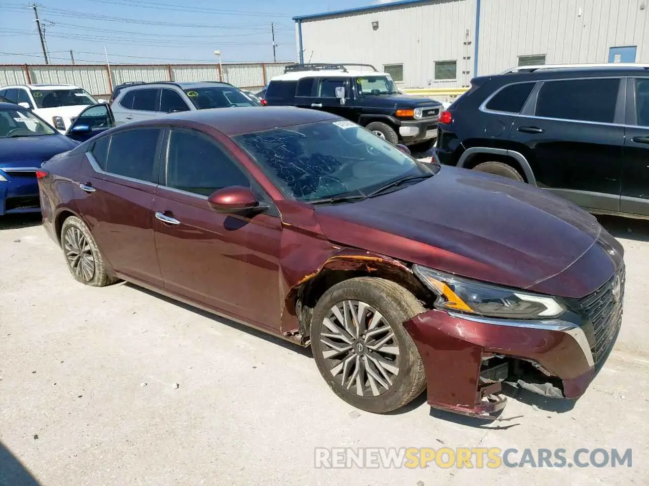 4 Photograph of a damaged car 1N4BL4DVXPN318272 NISSAN ALTIMA 2023