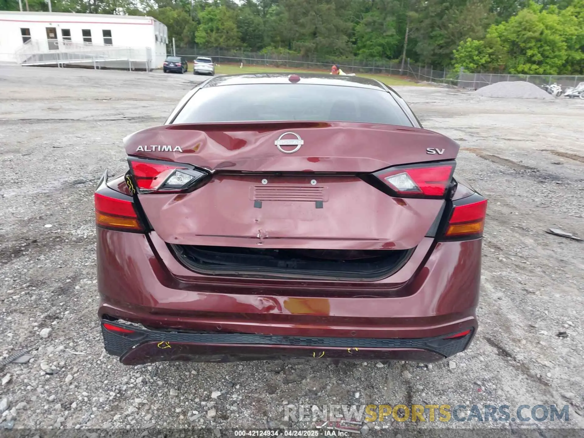 17 Photograph of a damaged car 1N4BL4DVXPN320667 NISSAN ALTIMA 2023
