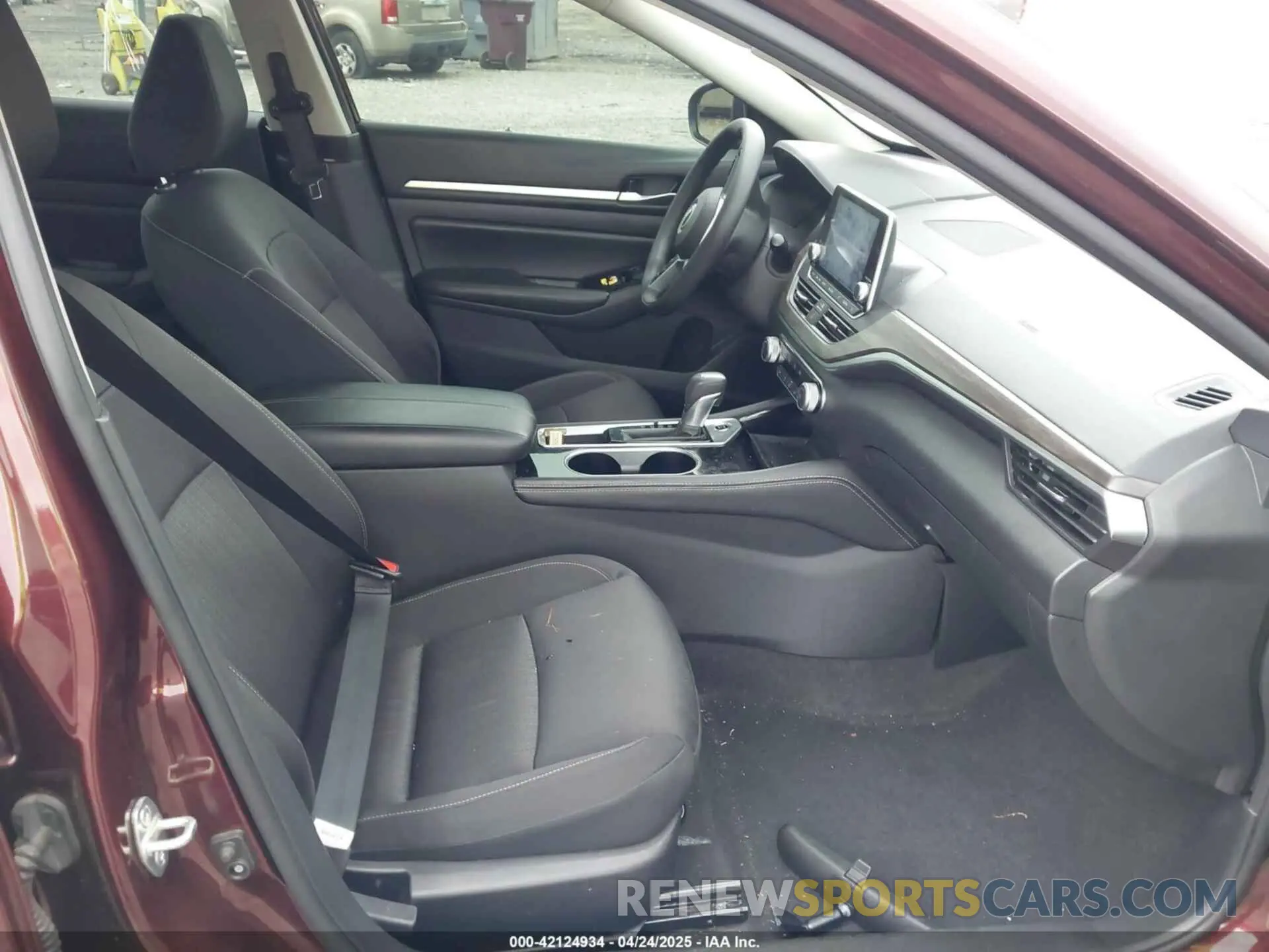5 Photograph of a damaged car 1N4BL4DVXPN320667 NISSAN ALTIMA 2023