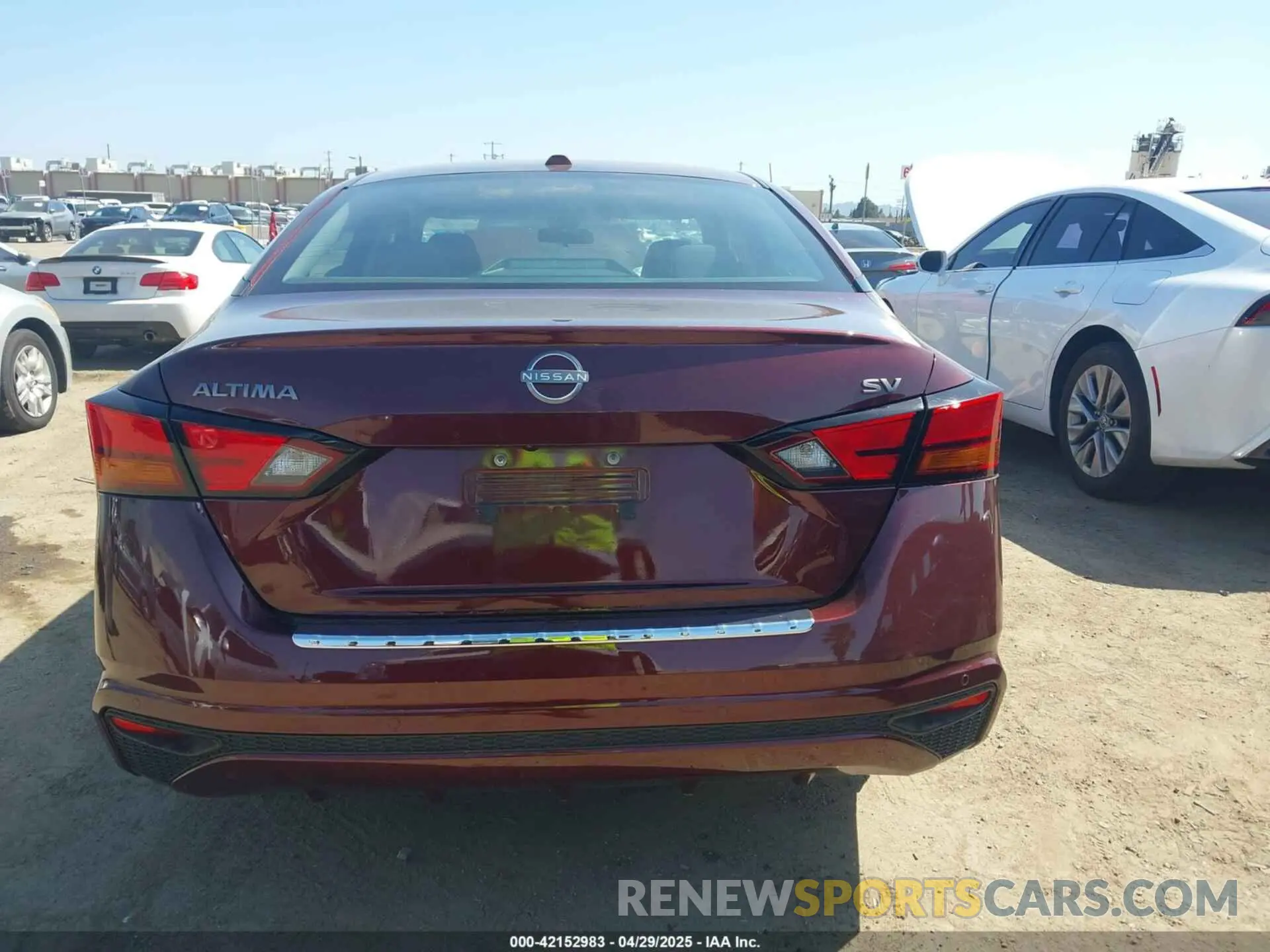 16 Photograph of a damaged car 1N4BL4DVXPN379301 NISSAN ALTIMA 2023