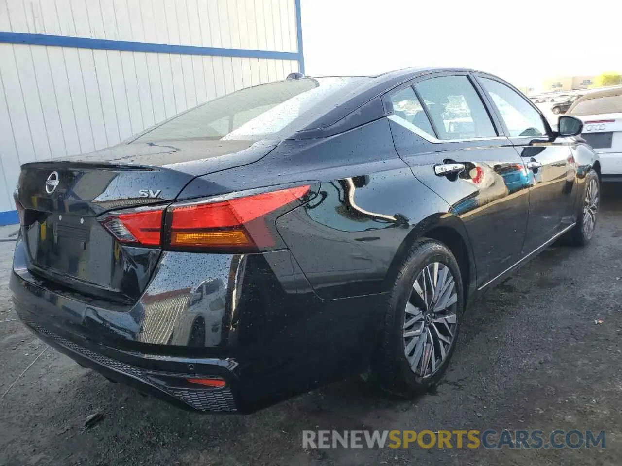 3 Photograph of a damaged car 1N4BL4DVXPN390413 NISSAN ALTIMA 2023