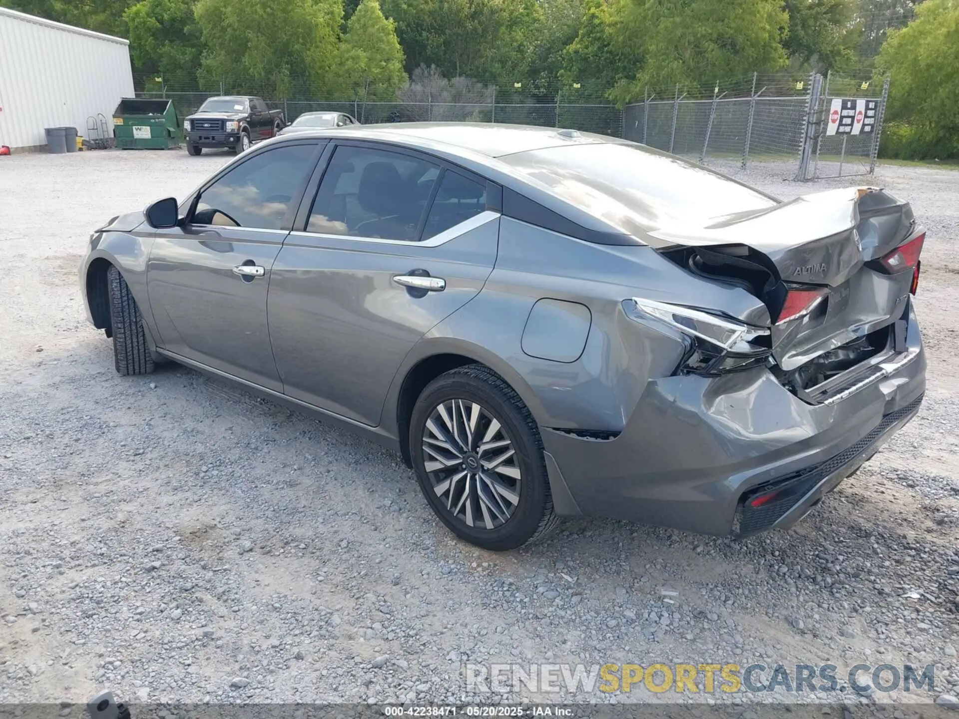 3 Photograph of a damaged car 1N4BL4DW1PN338399 NISSAN ALTIMA 2023