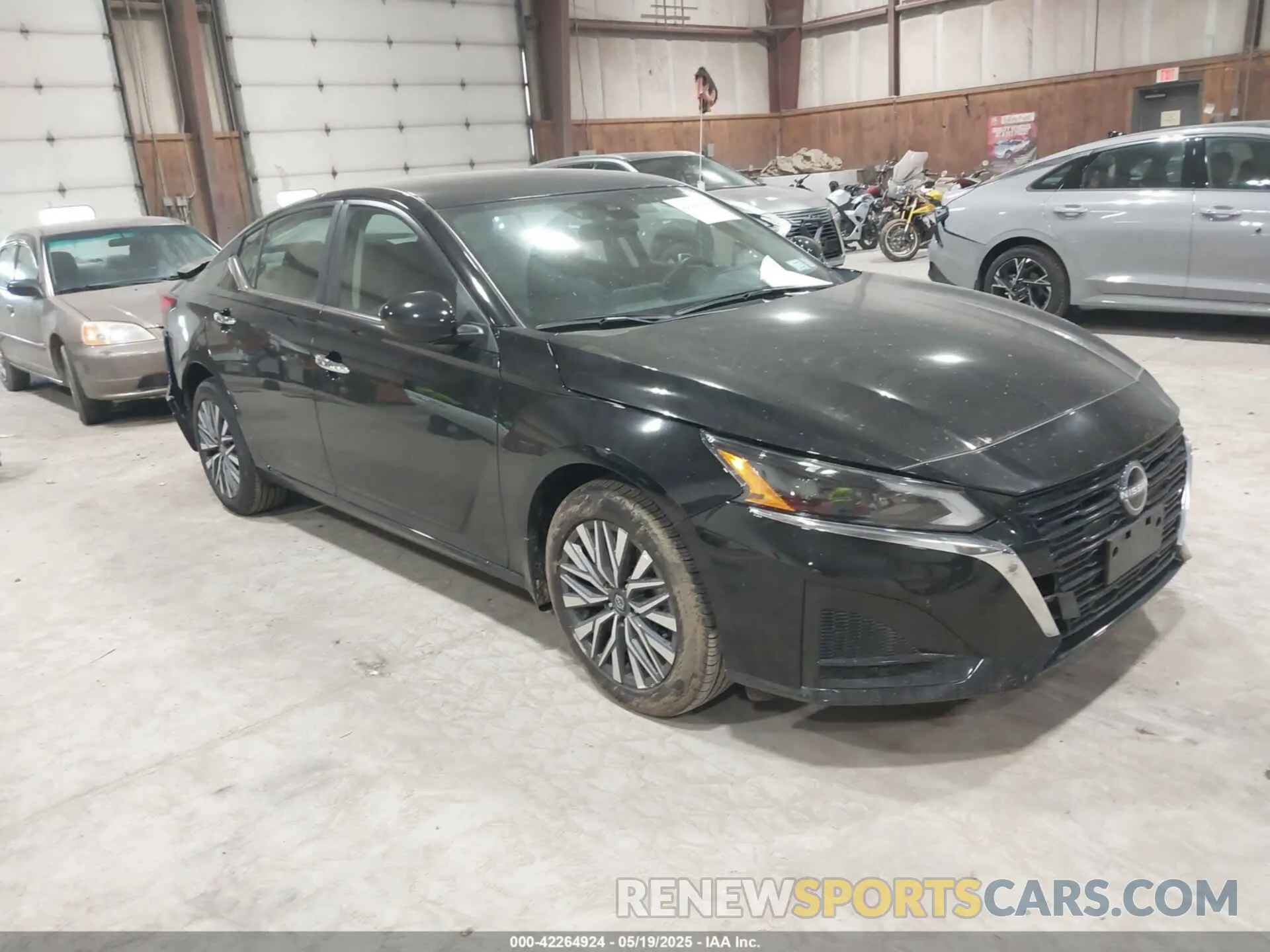 1 Photograph of a damaged car 1N4BL4DW3PN422501 NISSAN ALTIMA 2023