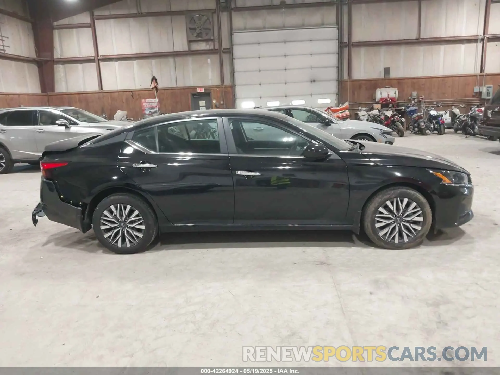 13 Photograph of a damaged car 1N4BL4DW3PN422501 NISSAN ALTIMA 2023