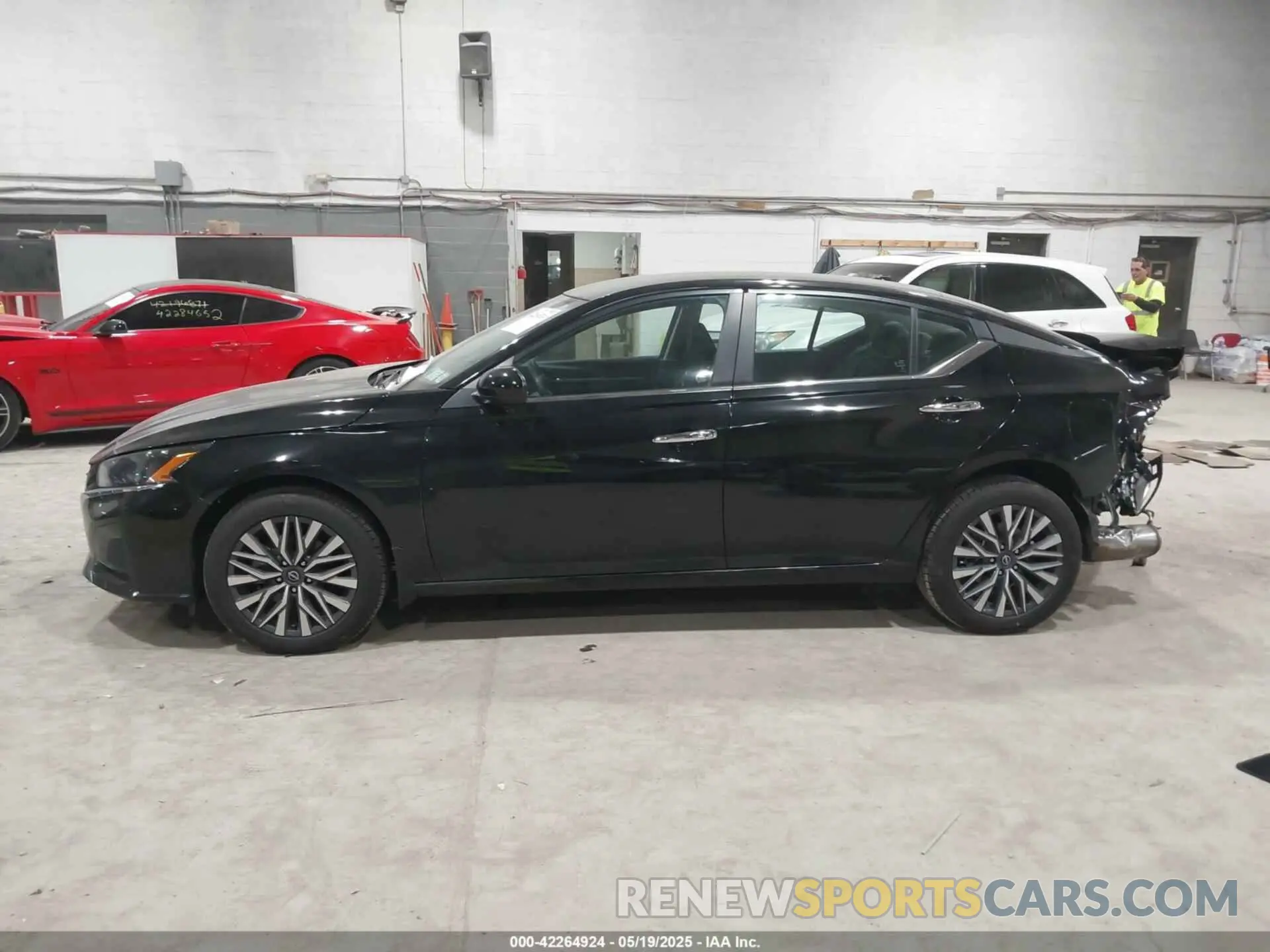 14 Photograph of a damaged car 1N4BL4DW3PN422501 NISSAN ALTIMA 2023
