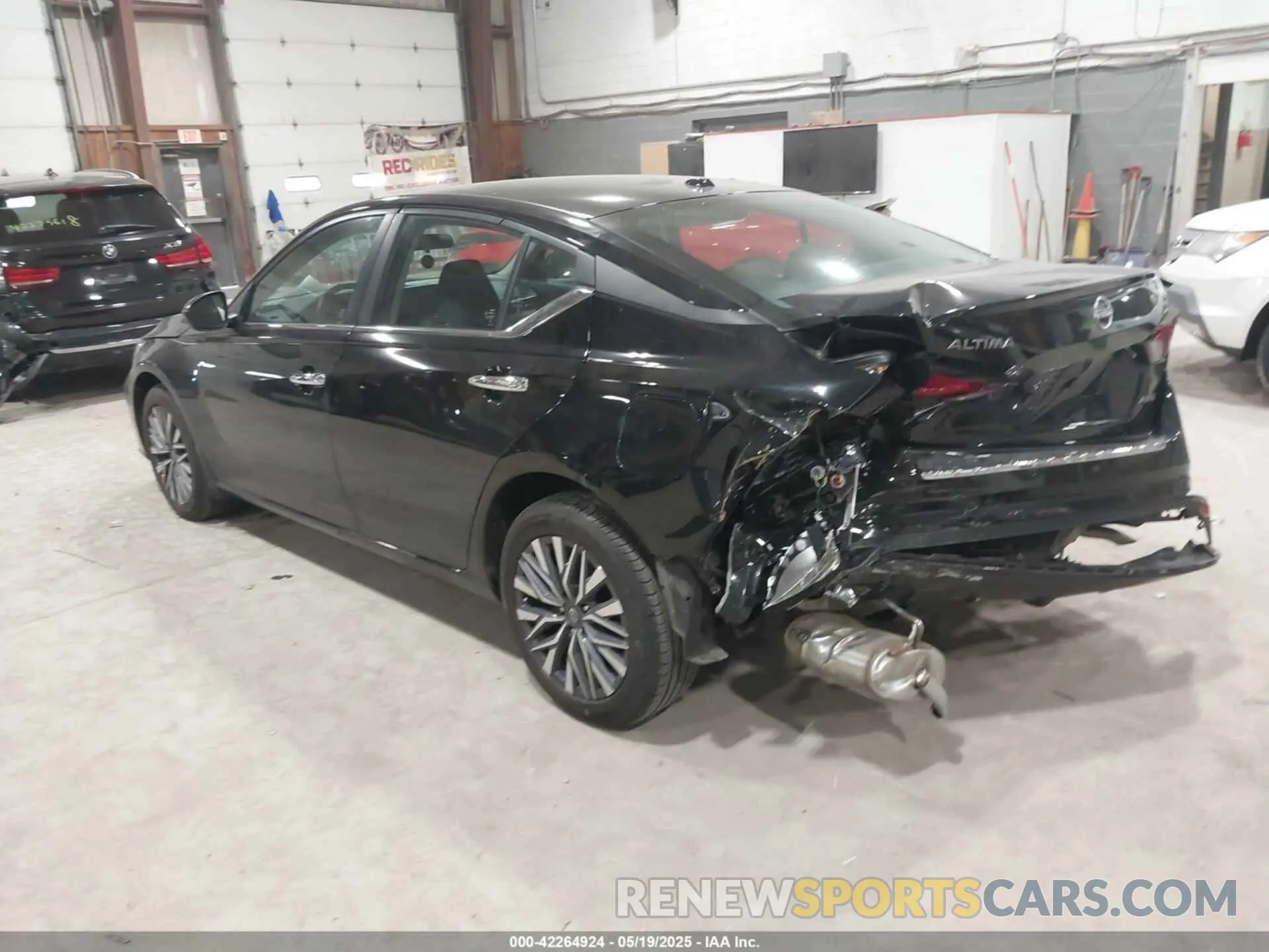 3 Photograph of a damaged car 1N4BL4DW3PN422501 NISSAN ALTIMA 2023