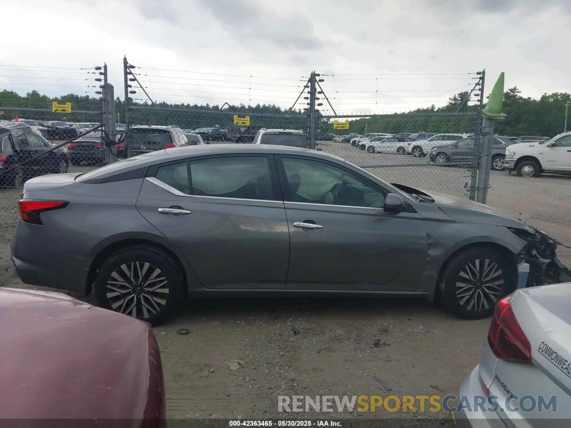 13 Photograph of a damaged car 1N4BL4DW4PN326621 NISSAN ALTIMA 2023