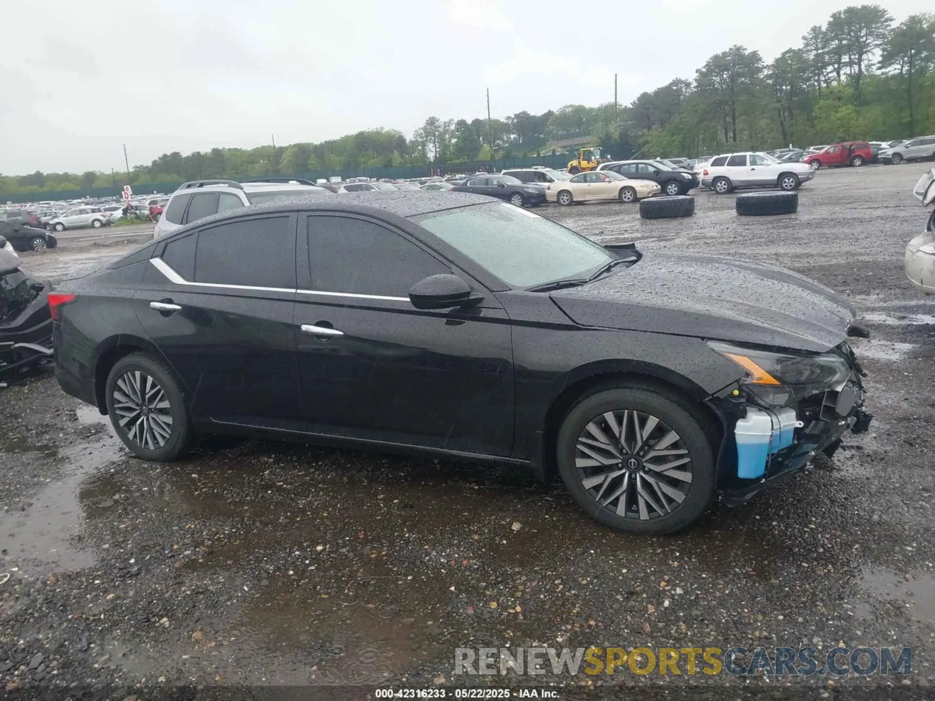 13 Photograph of a damaged car 1N4BL4DW5PN309312 NISSAN ALTIMA 2023