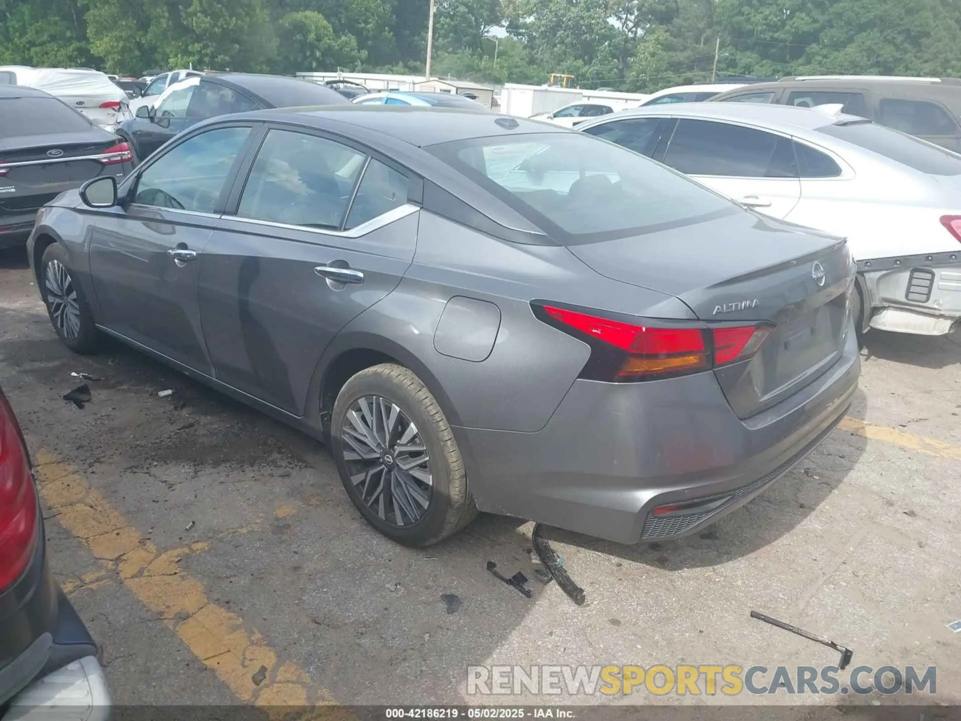 3 Photograph of a damaged car 1N4BL4DW8PN371092 NISSAN ALTIMA 2023