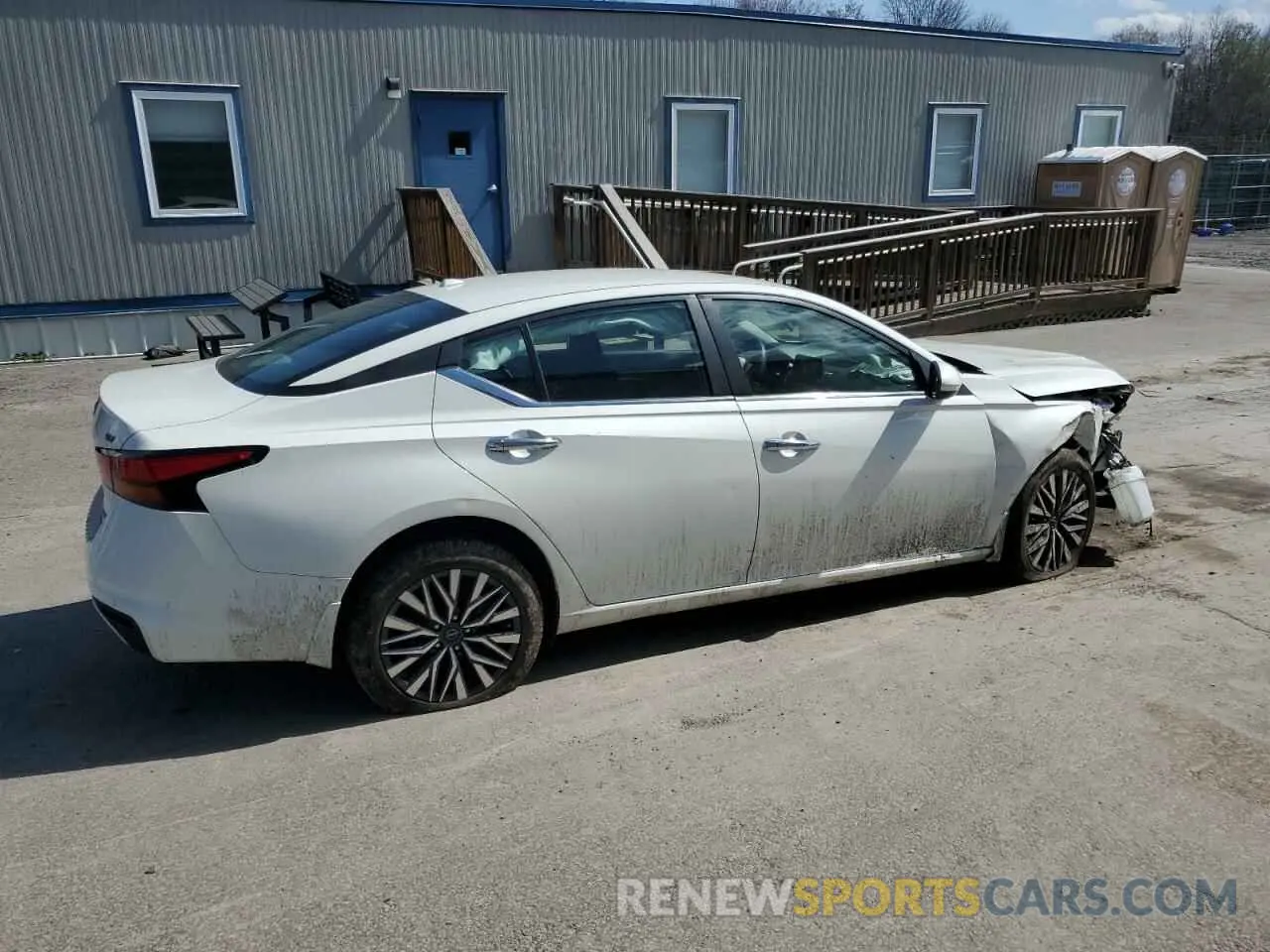 3 Photograph of a damaged car 1N4BL4DWXPN410670 NISSAN ALTIMA 2023