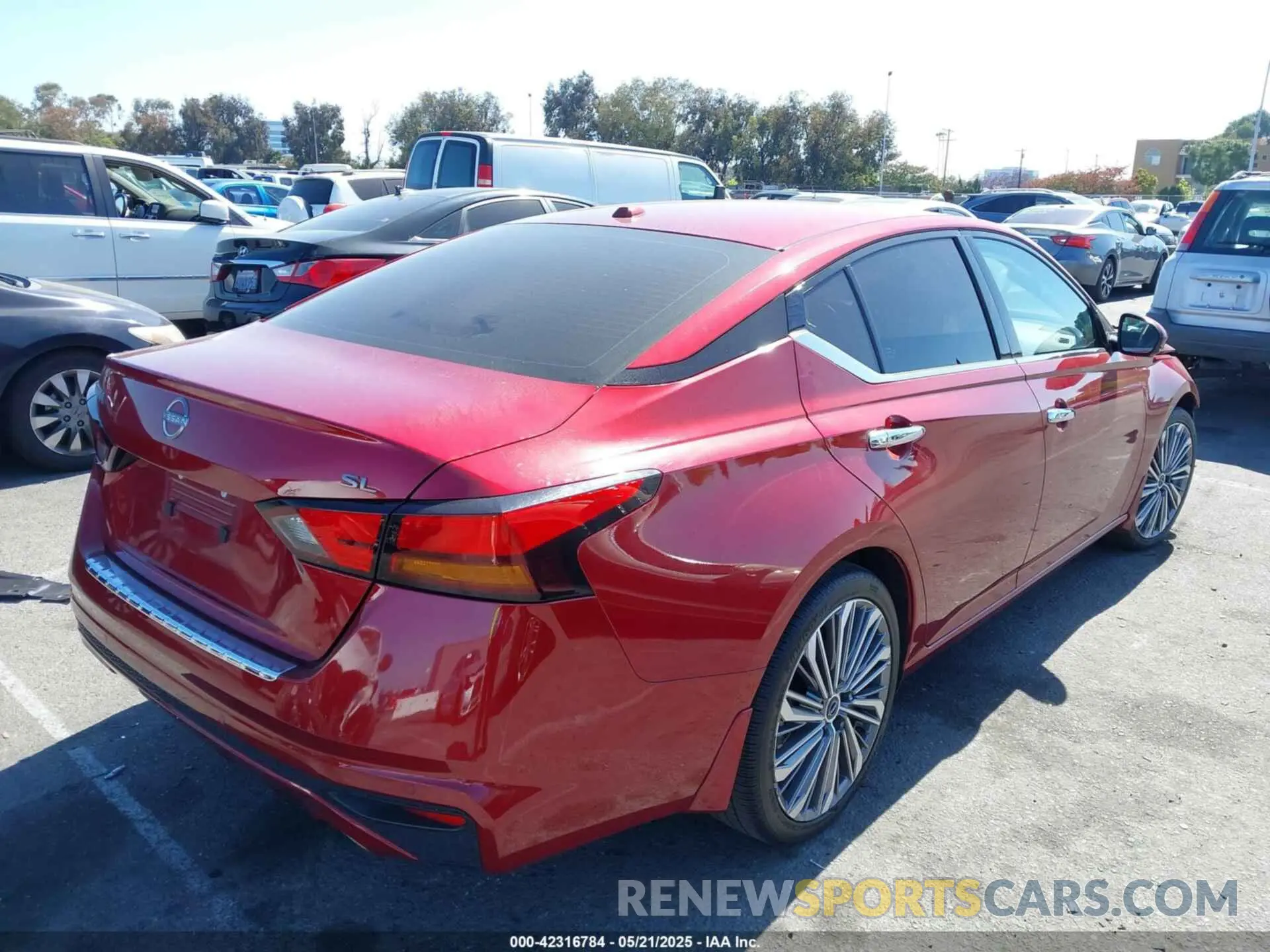 4 Photograph of a damaged car 1N4BL4EV0PN400946 NISSAN ALTIMA 2023