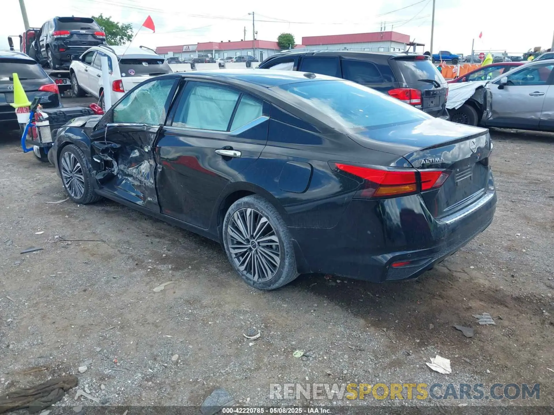 3 Photograph of a damaged car 1N4BL4EV2PN303425 NISSAN ALTIMA 2023