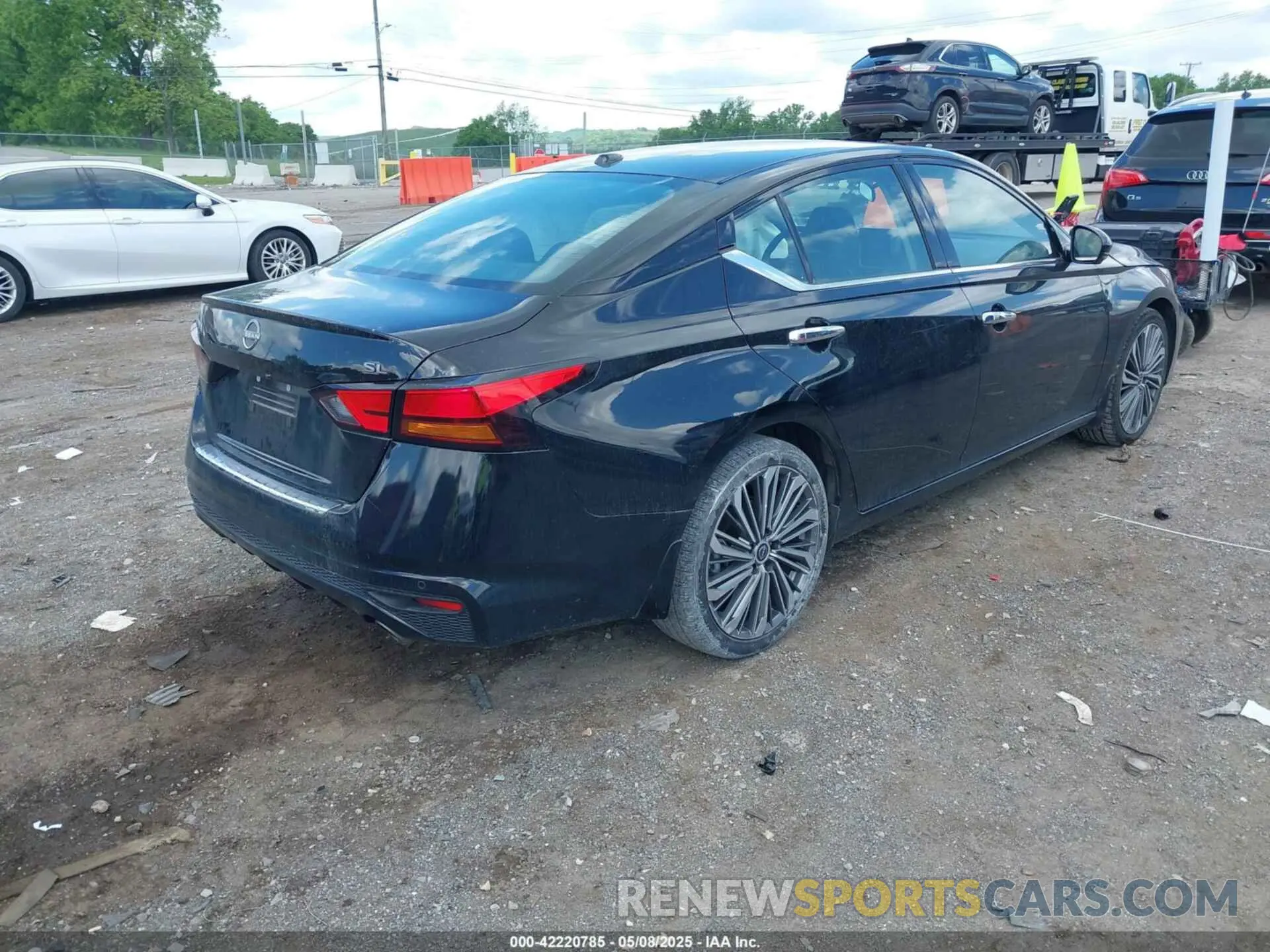 4 Photograph of a damaged car 1N4BL4EV2PN303425 NISSAN ALTIMA 2023
