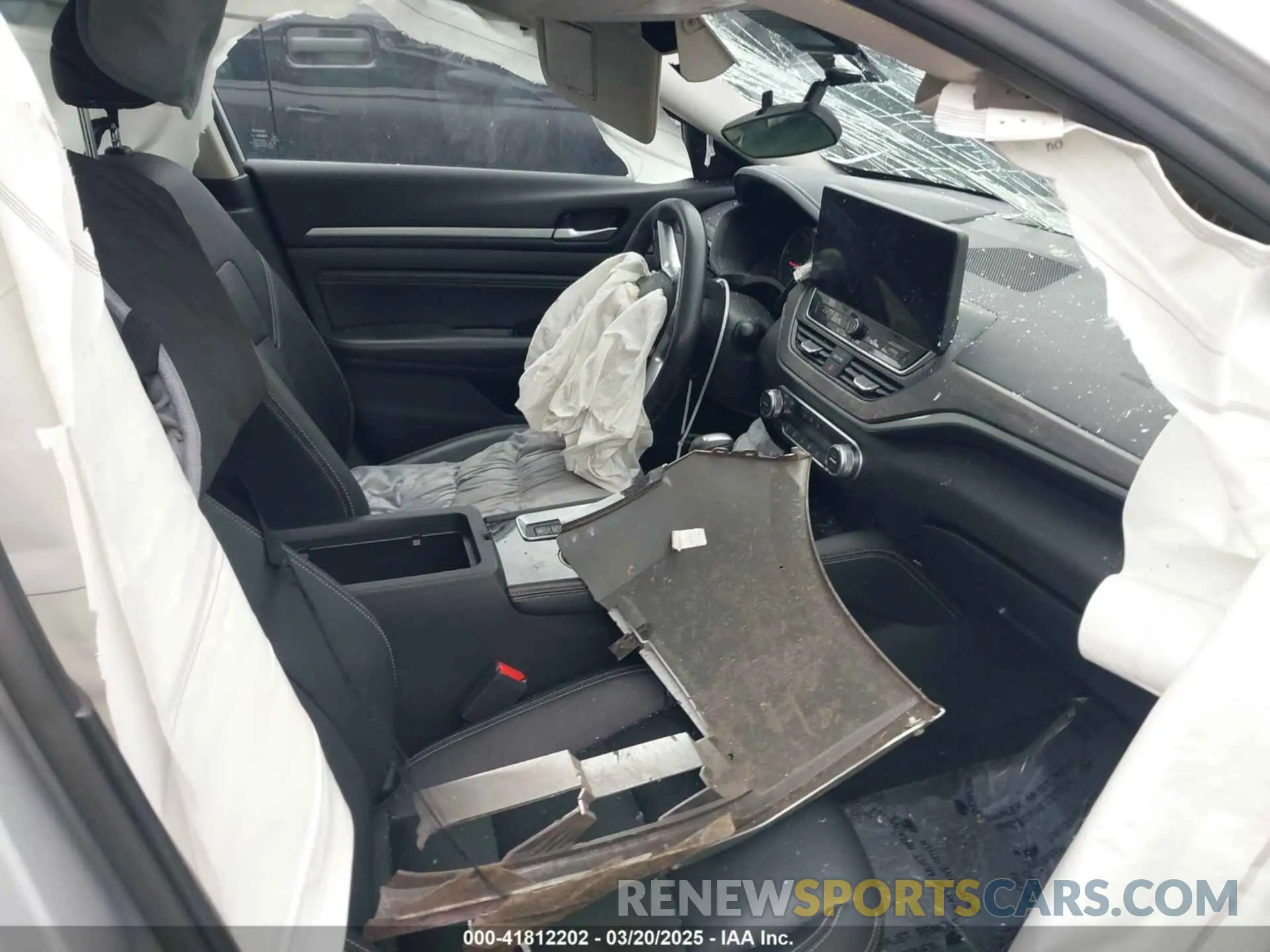 5 Photograph of a damaged car 1N4BL4EV2PN381834 NISSAN ALTIMA 2023