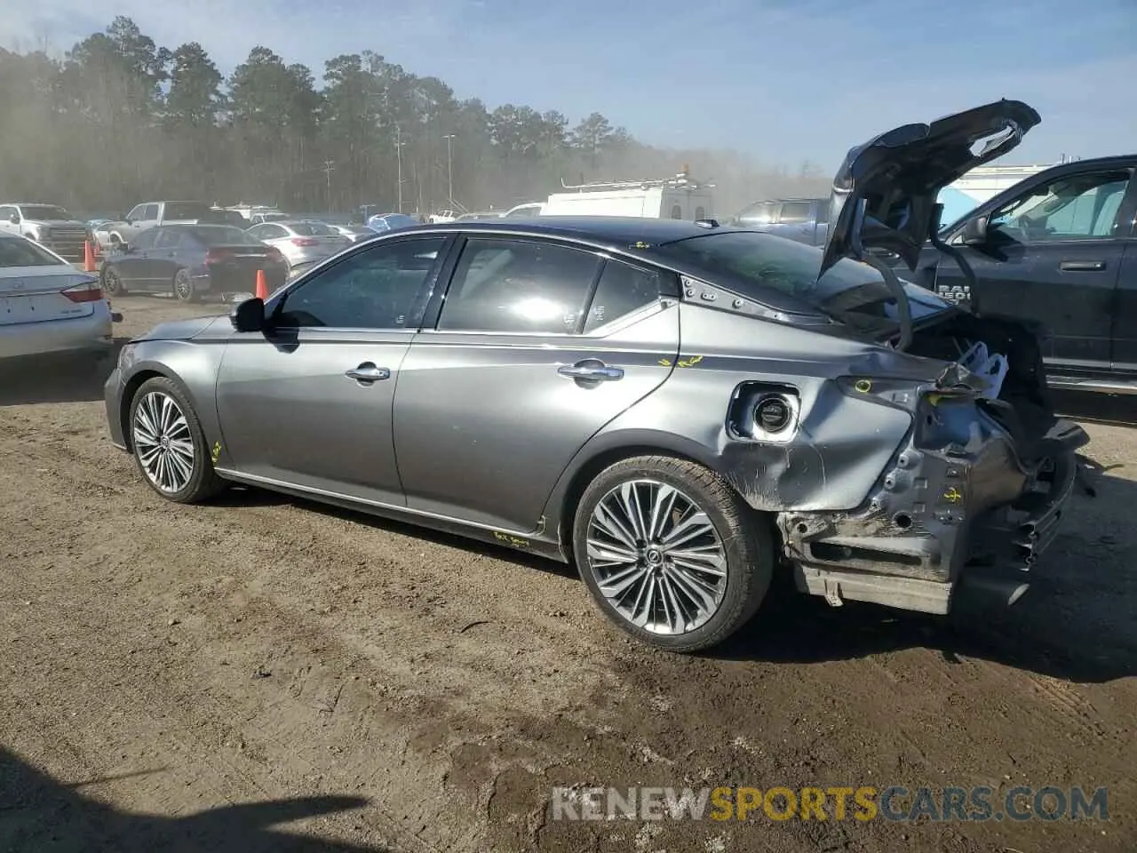 2 Photograph of a damaged car 1N4BL4EV2PN399590 NISSAN ALTIMA 2023