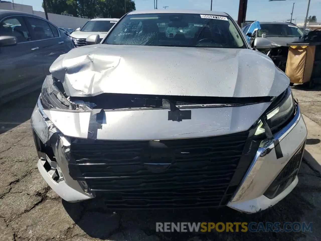 5 Photograph of a damaged car 1N4BL4EV5PN413451 NISSAN ALTIMA 2023