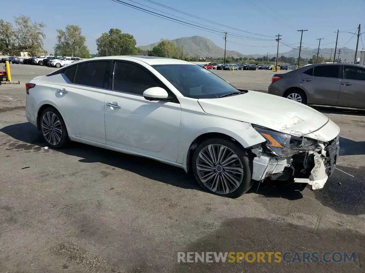 4 Photograph of a damaged car 1N4BL4EV5PN423560 NISSAN ALTIMA 2023