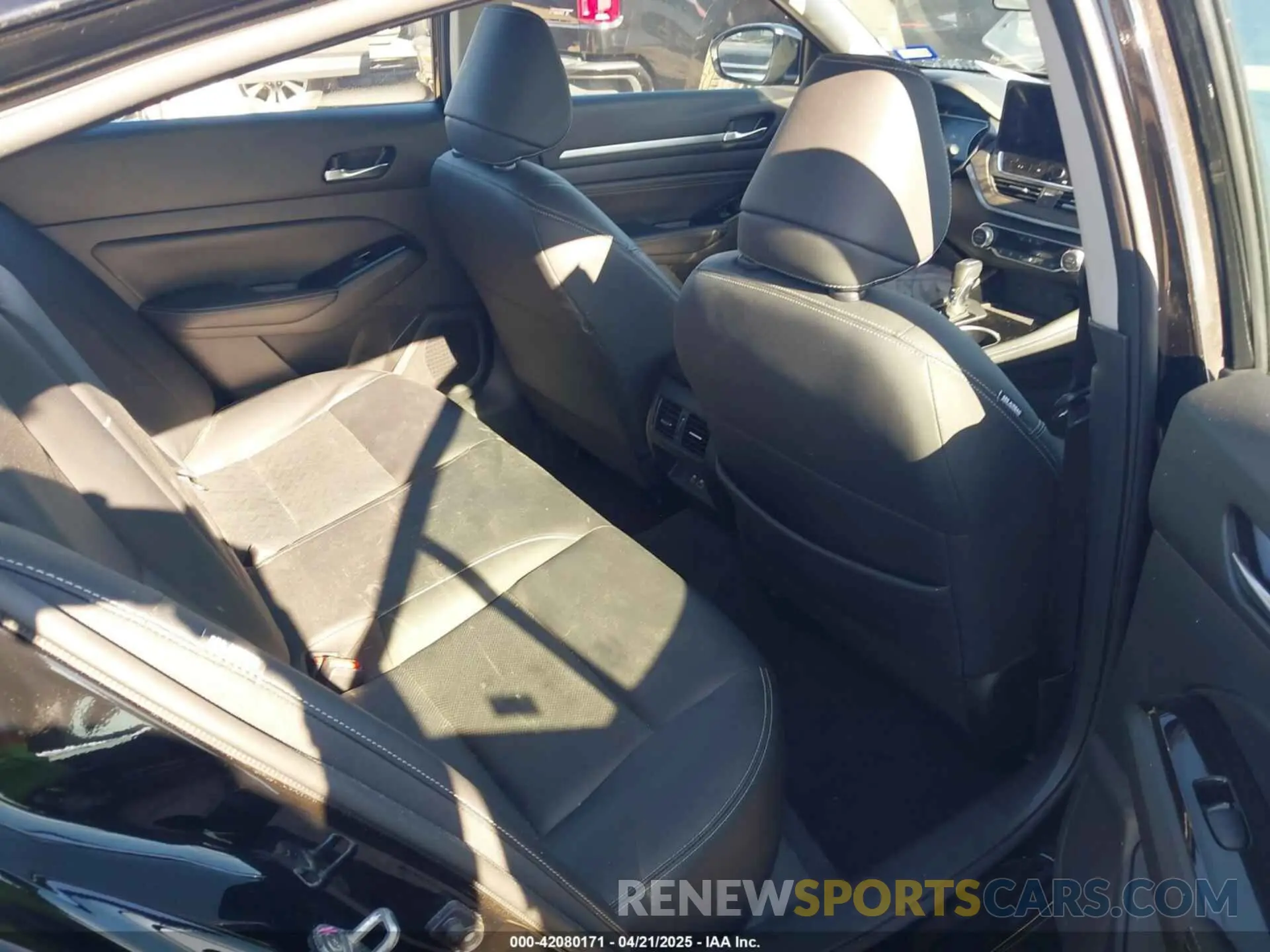 8 Photograph of a damaged car 1N4BL4EV6PN384753 NISSAN ALTIMA 2023