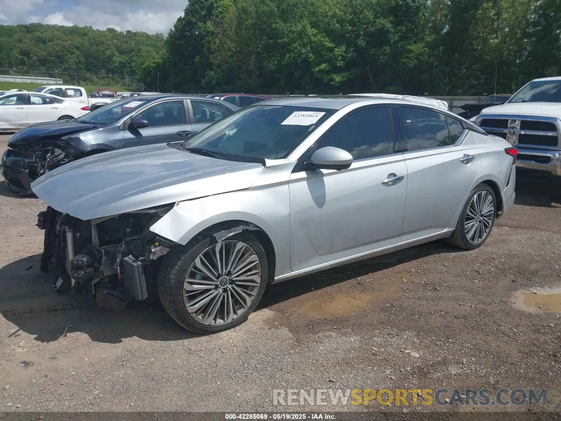 2 Photograph of a damaged car 1N4BL4EV7PN370604 NISSAN ALTIMA 2023