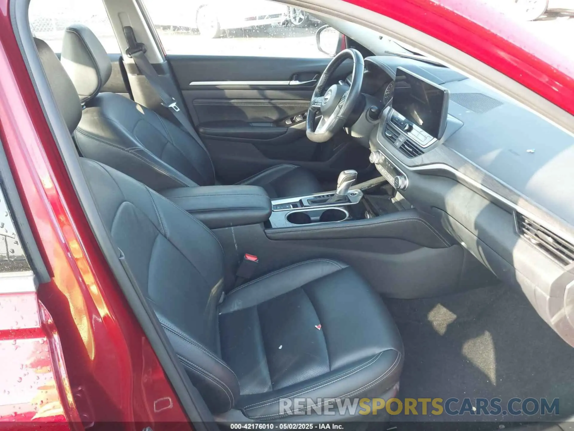 5 Photograph of a damaged car 1N4BL4EV7PN416383 NISSAN ALTIMA 2023