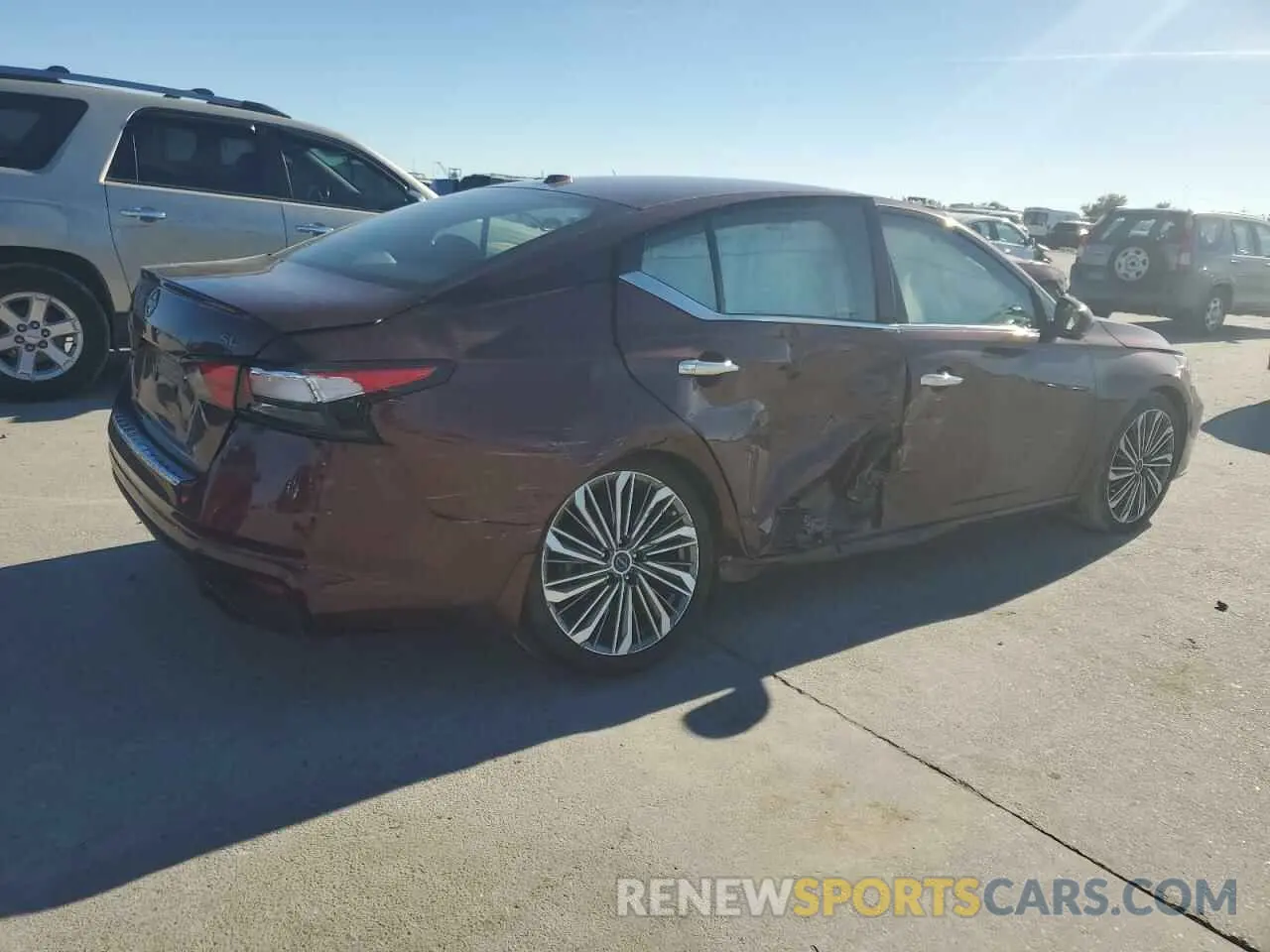 3 Photograph of a damaged car 1N4BL4EV8PN423424 NISSAN ALTIMA 2023