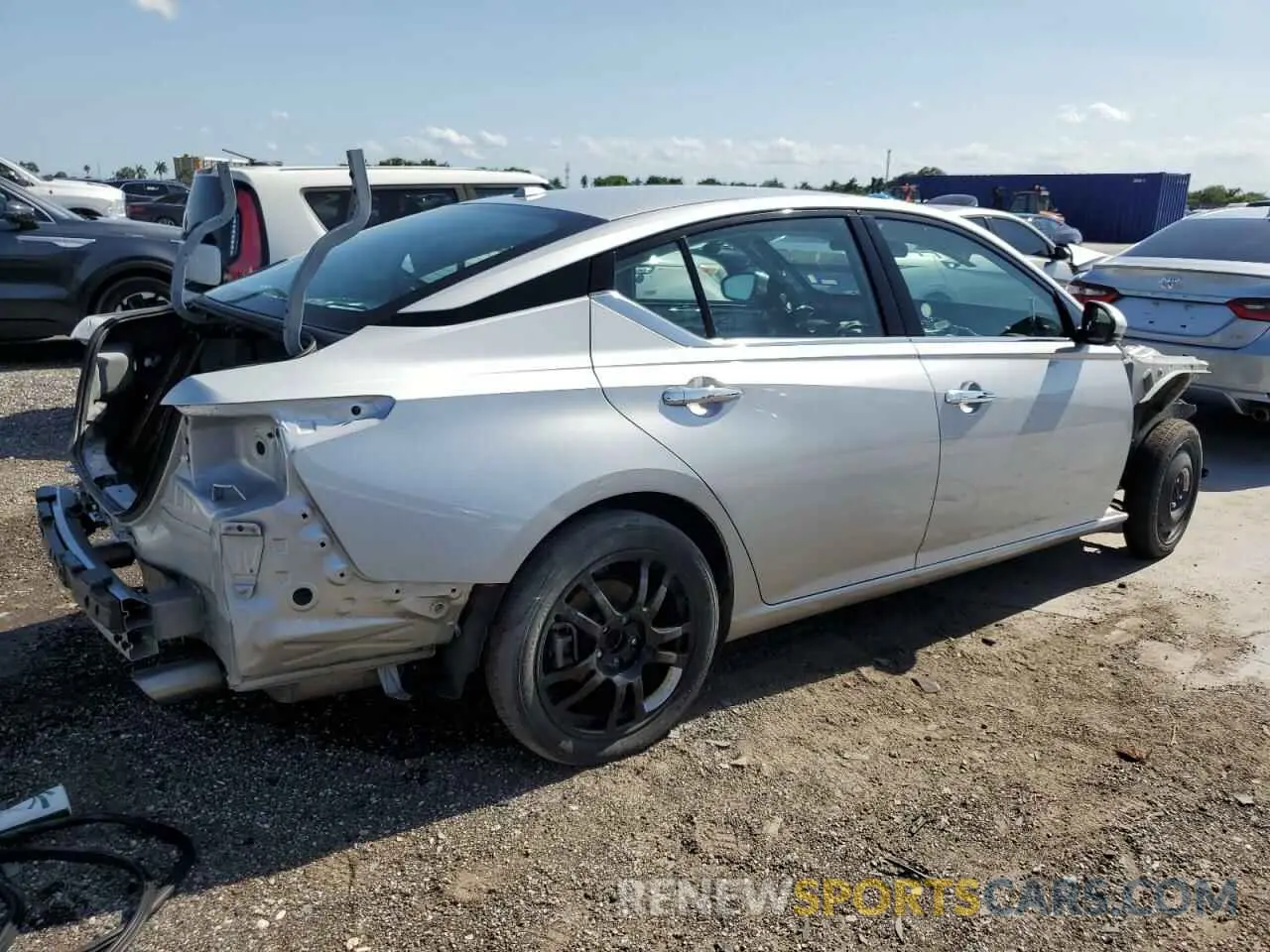 3 Photograph of a damaged car 1N4BL4EV9PN412786 NISSAN ALTIMA 2023