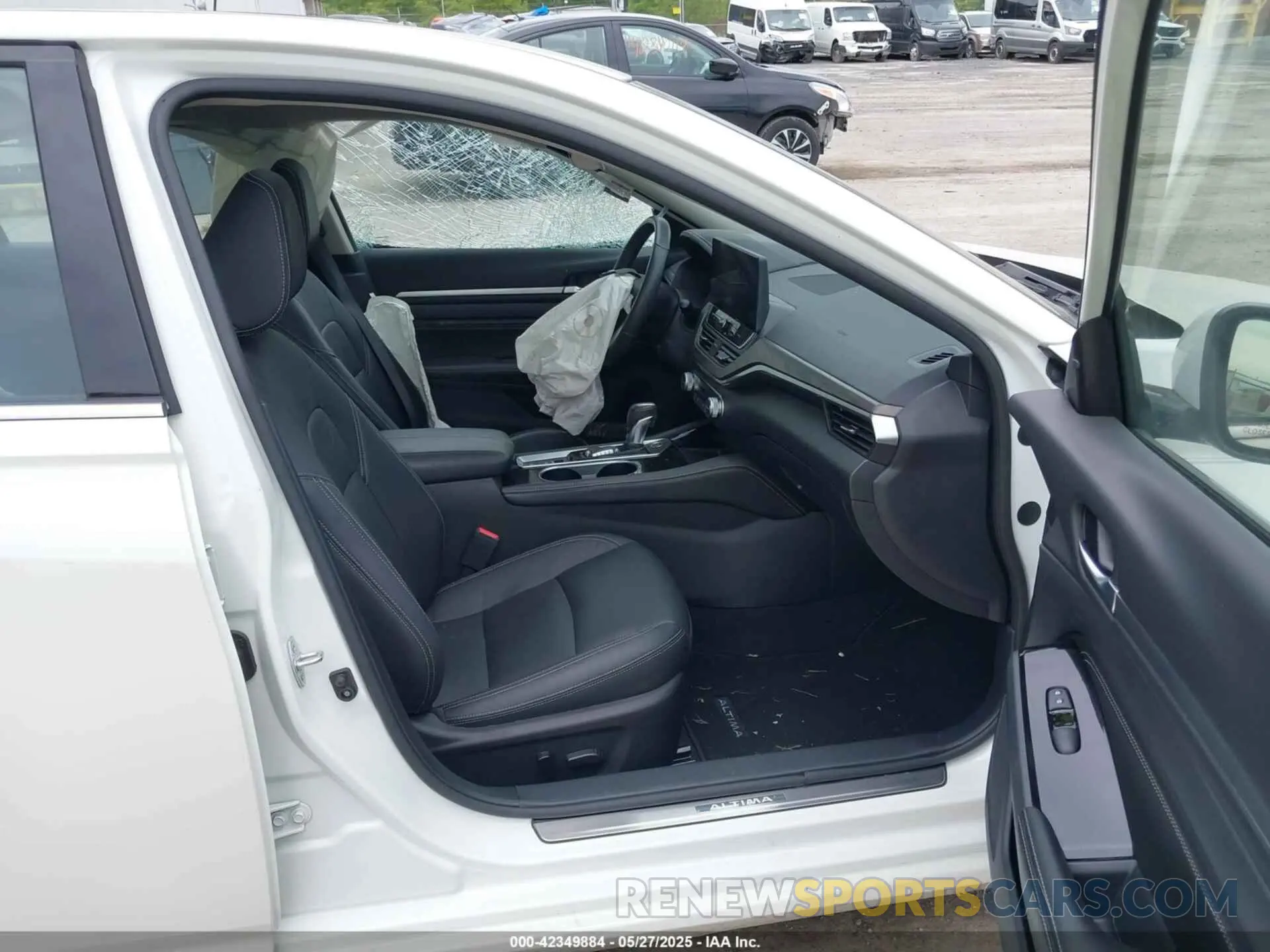 5 Photograph of a damaged car 1N4BL4EW4PN373842 NISSAN ALTIMA 2023