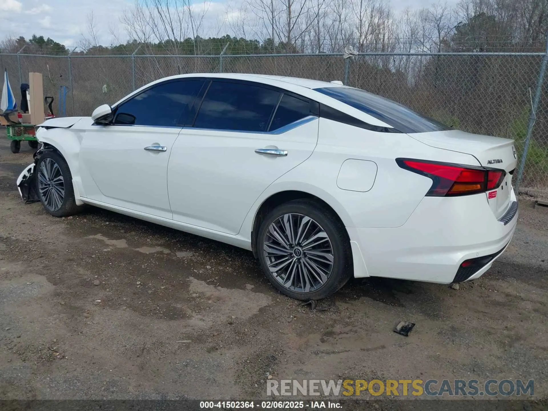 3 Photograph of a damaged car 1N4BL4EW6PN349560 NISSAN ALTIMA 2023
