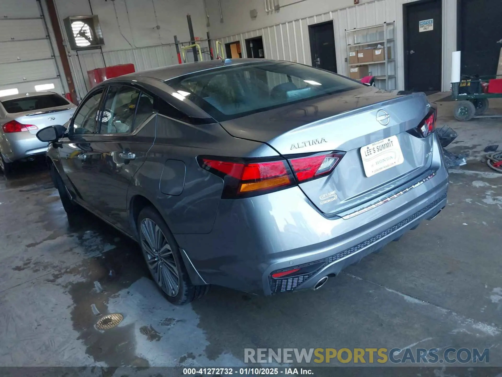 3 Photograph of a damaged car 1N4BL4EW6PN378170 NISSAN ALTIMA 2023