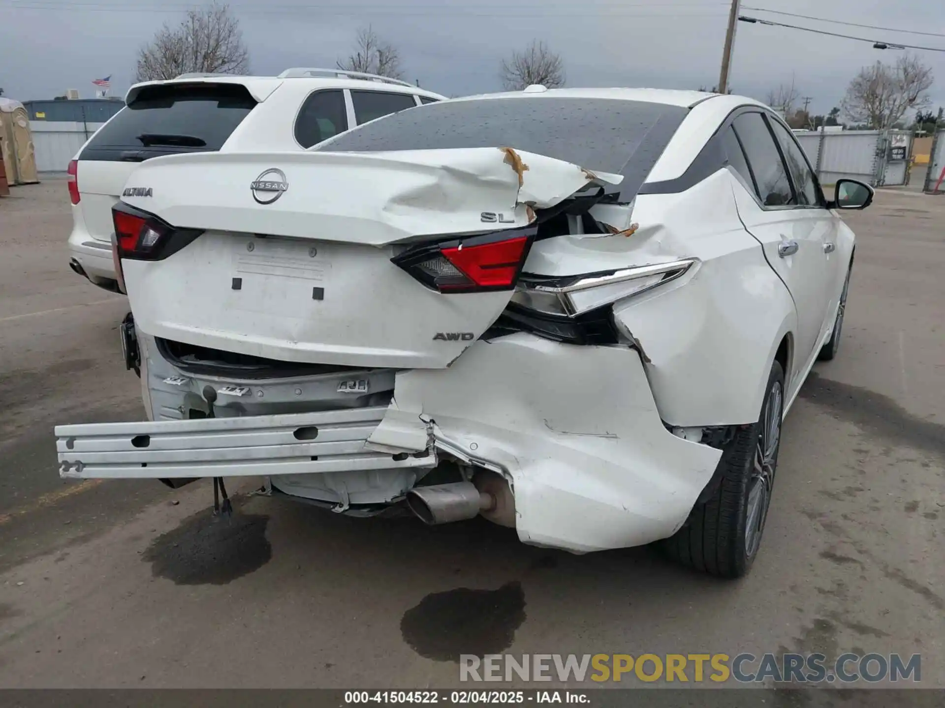 4 Photograph of a damaged car 1N4BL4EW8PN343582 NISSAN ALTIMA 2023