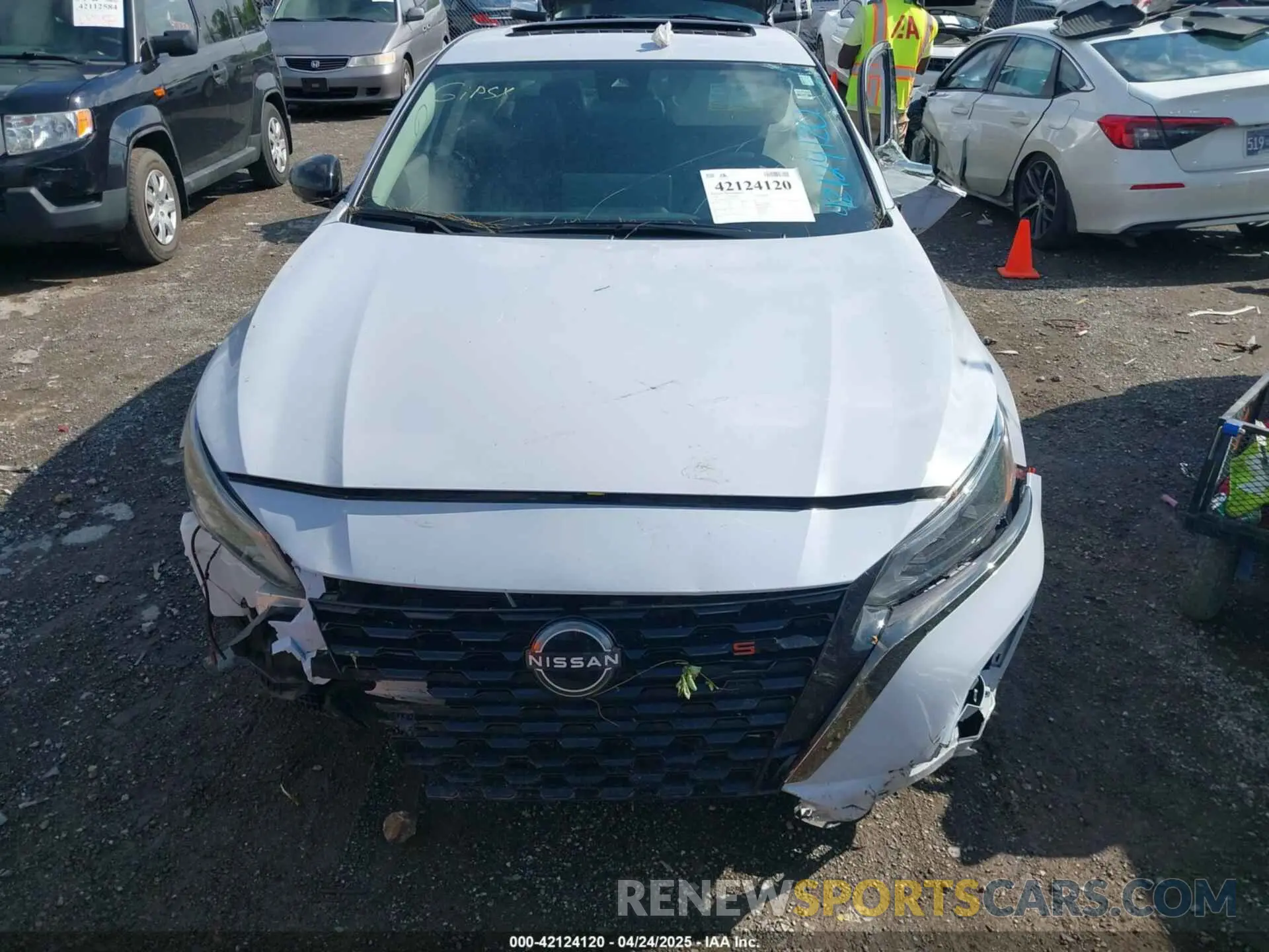12 Photograph of a damaged car 1N4AL4CV0RN357551 NISSAN ALTIMA 2024