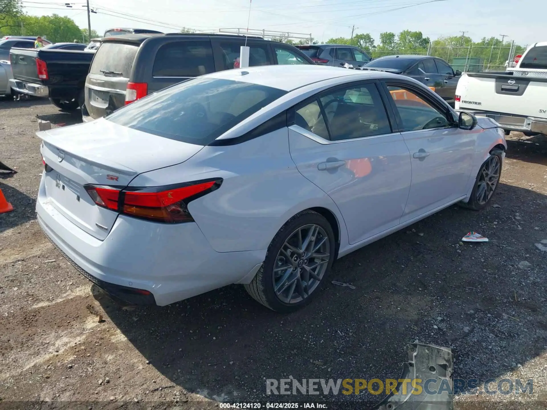 4 Photograph of a damaged car 1N4AL4CV0RN357551 NISSAN ALTIMA 2024