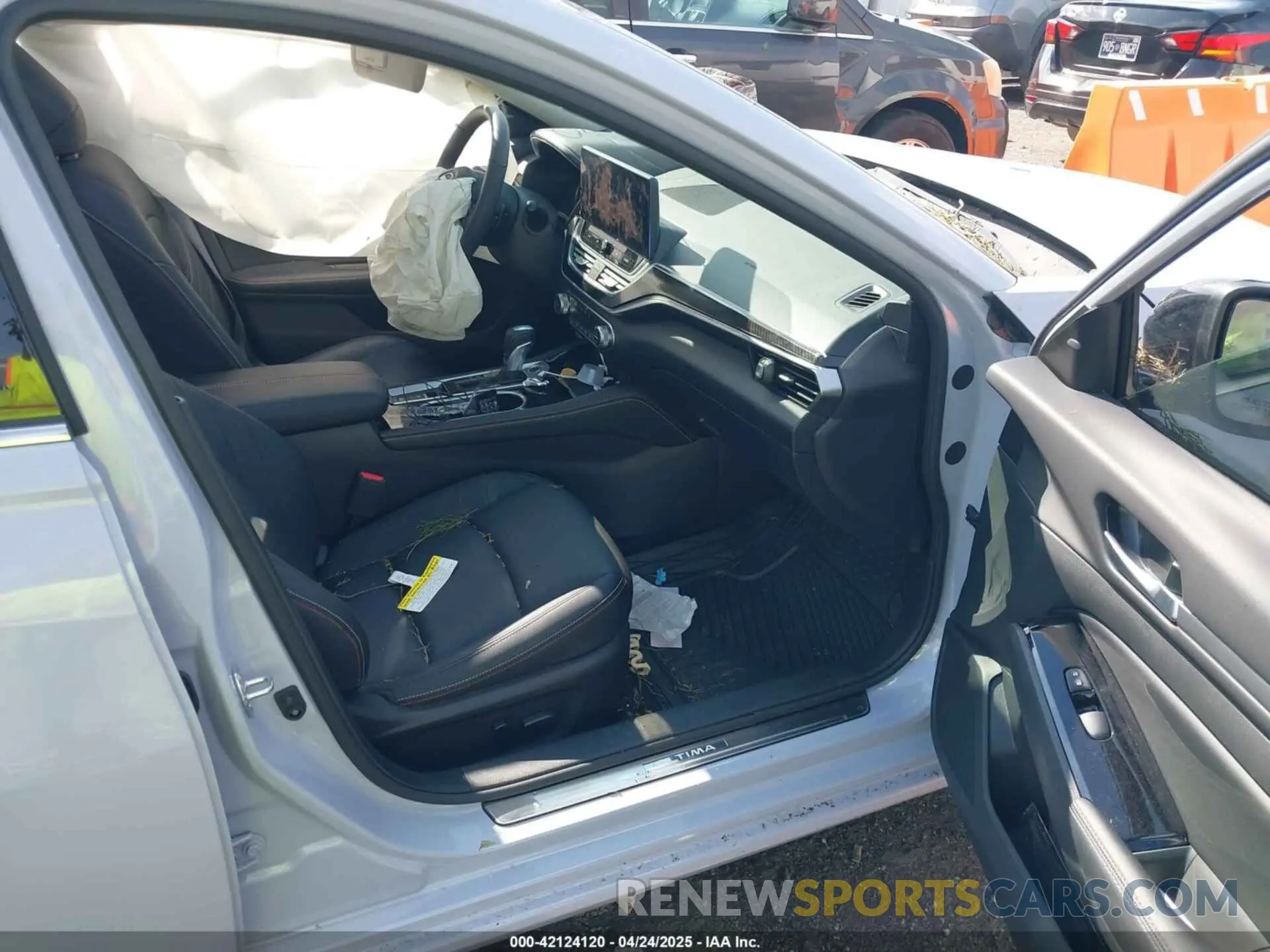 5 Photograph of a damaged car 1N4AL4CV0RN357551 NISSAN ALTIMA 2024