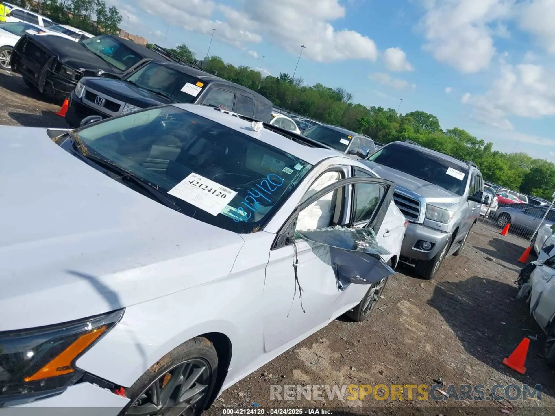 6 Photograph of a damaged car 1N4AL4CV0RN357551 NISSAN ALTIMA 2024