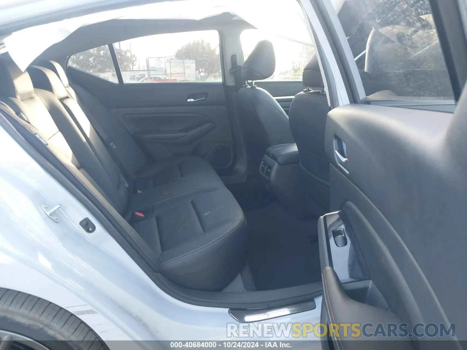 8 Photograph of a damaged car 1N4AL4CV2RN407463 NISSAN ALTIMA 2024