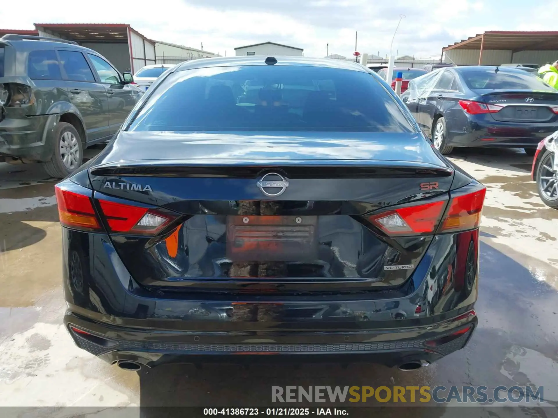 16 Photograph of a damaged car 1N4AL4CV3RN311552 NISSAN ALTIMA 2024