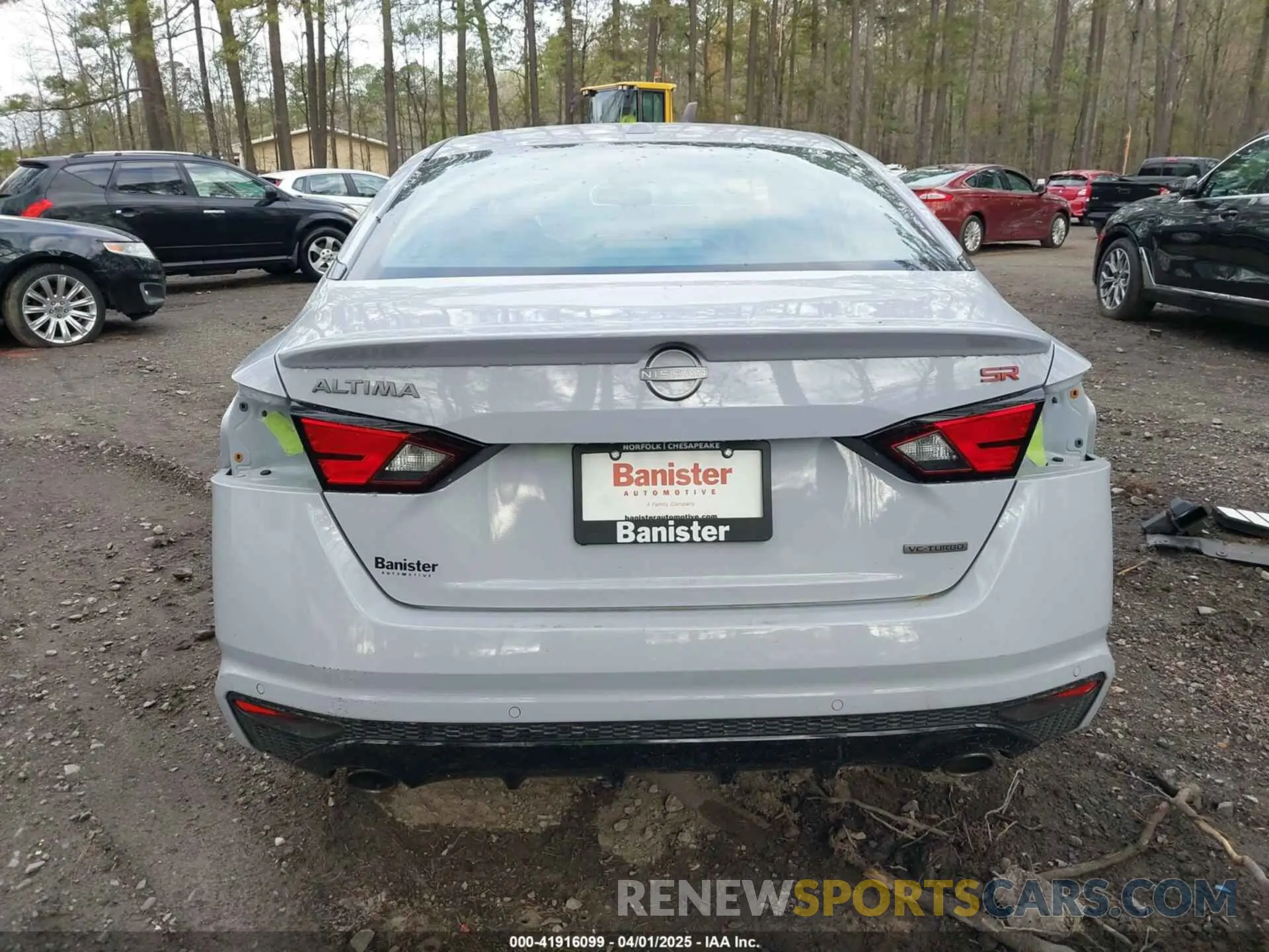 17 Photograph of a damaged car 1N4AL4CV6RN379540 NISSAN ALTIMA 2024