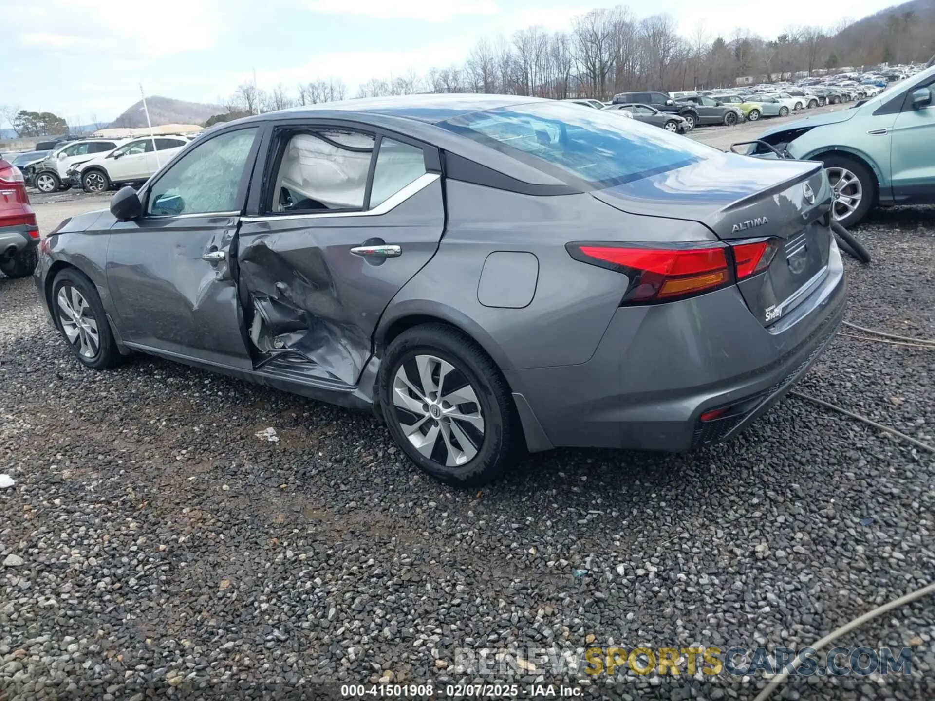 3 Photograph of a damaged car 1N4BL4BV0RN342408 NISSAN ALTIMA 2024