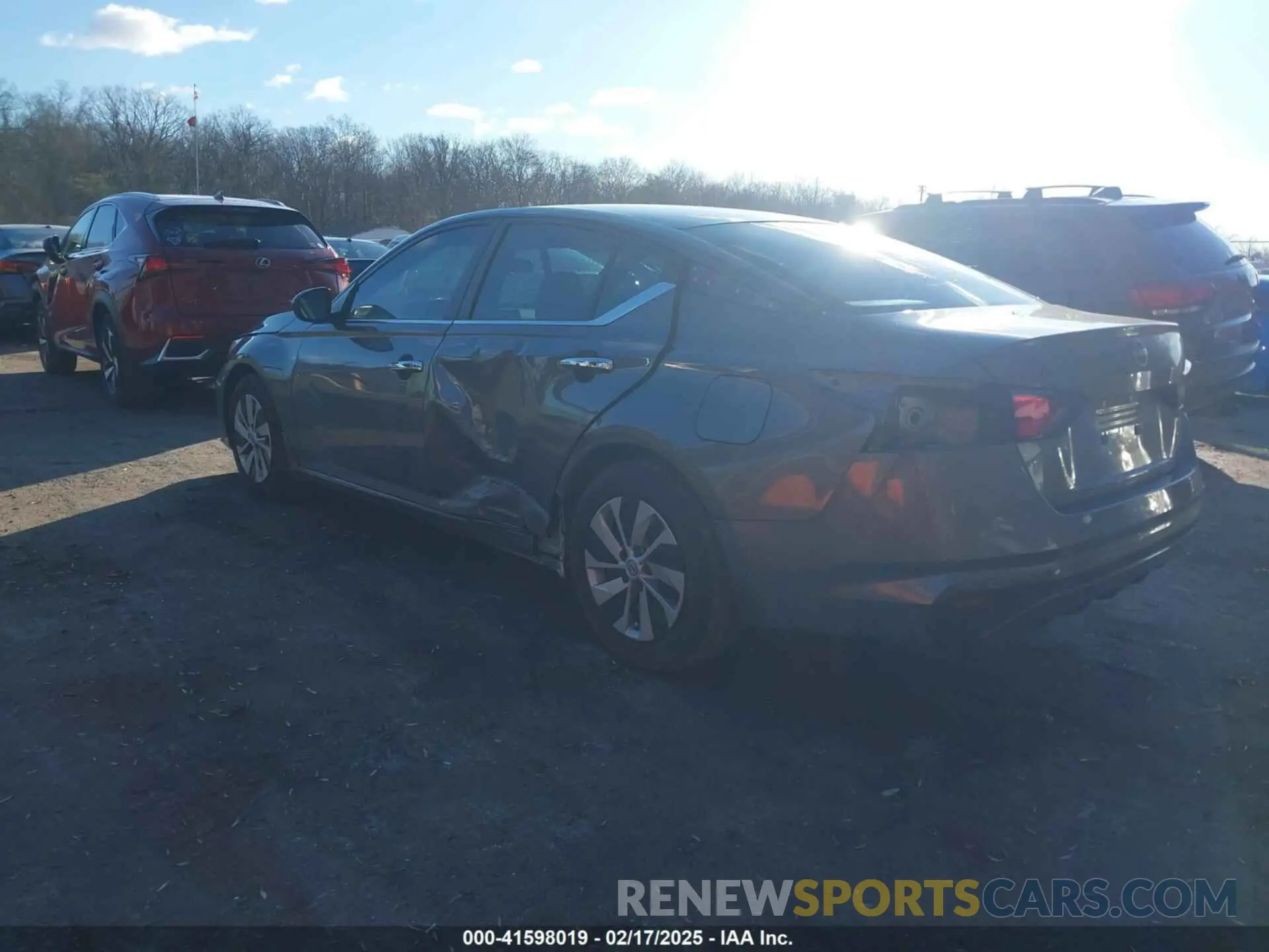 3 Photograph of a damaged car 1N4BL4BV0RN380995 NISSAN ALTIMA 2024