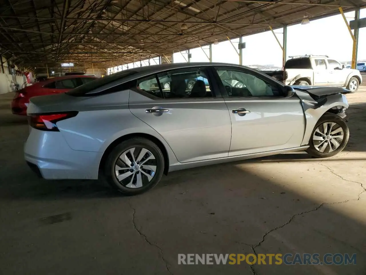 3 Photograph of a damaged car 1N4BL4BV1RN320787 NISSAN ALTIMA 2024