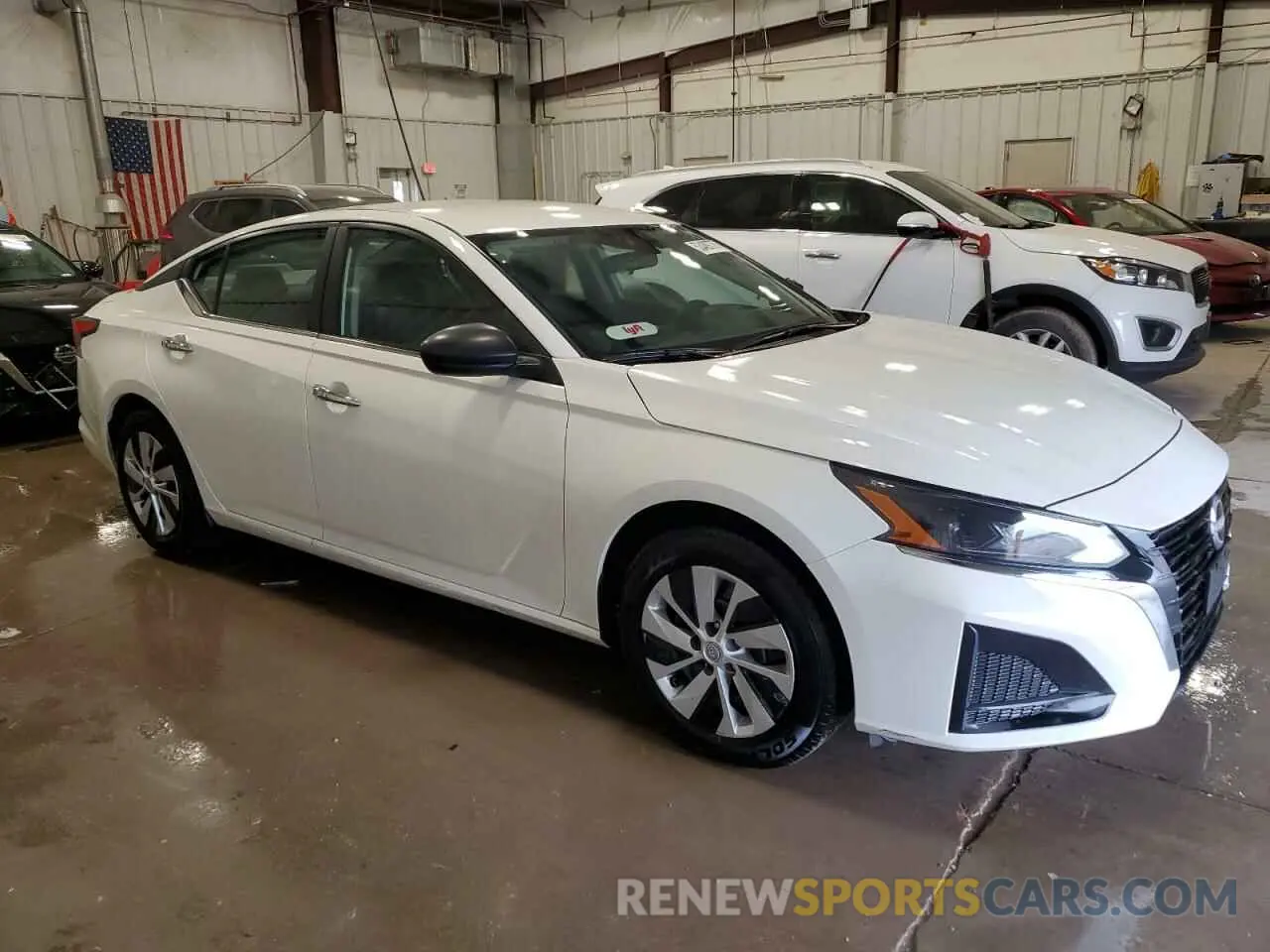 4 Photograph of a damaged car 1N4BL4BV1RN364398 NISSAN ALTIMA 2024