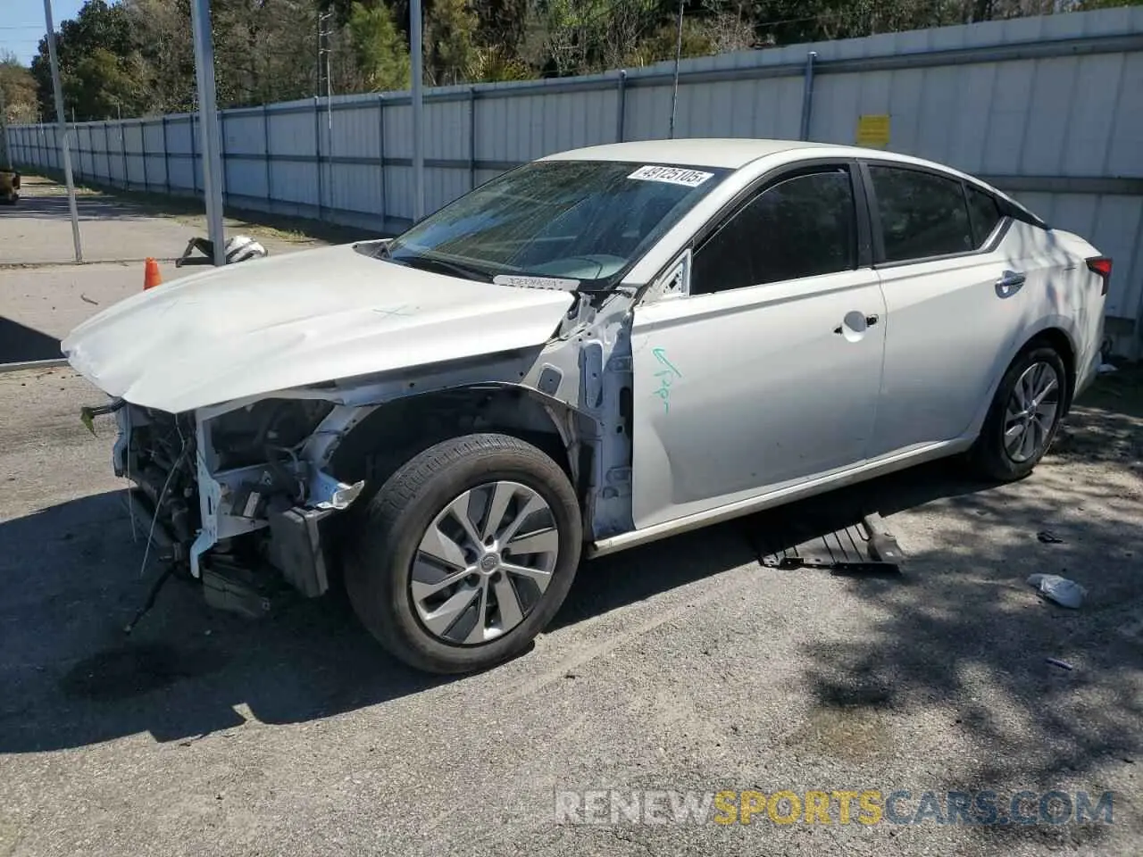 1 Photograph of a damaged car 1N4BL4BV3RN315848 NISSAN ALTIMA 2024