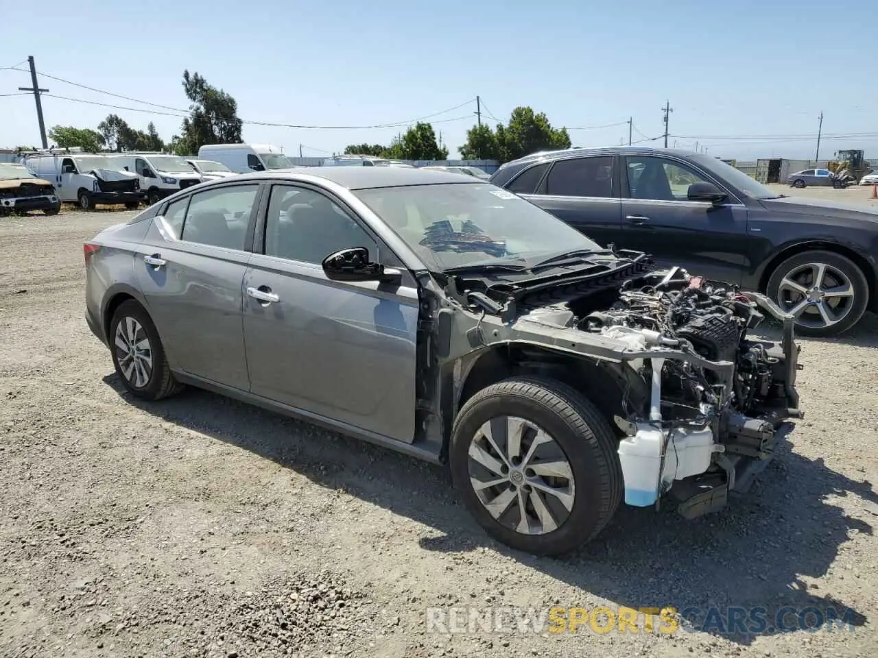 4 Photograph of a damaged car 1N4BL4BV3RN320354 NISSAN ALTIMA 2024